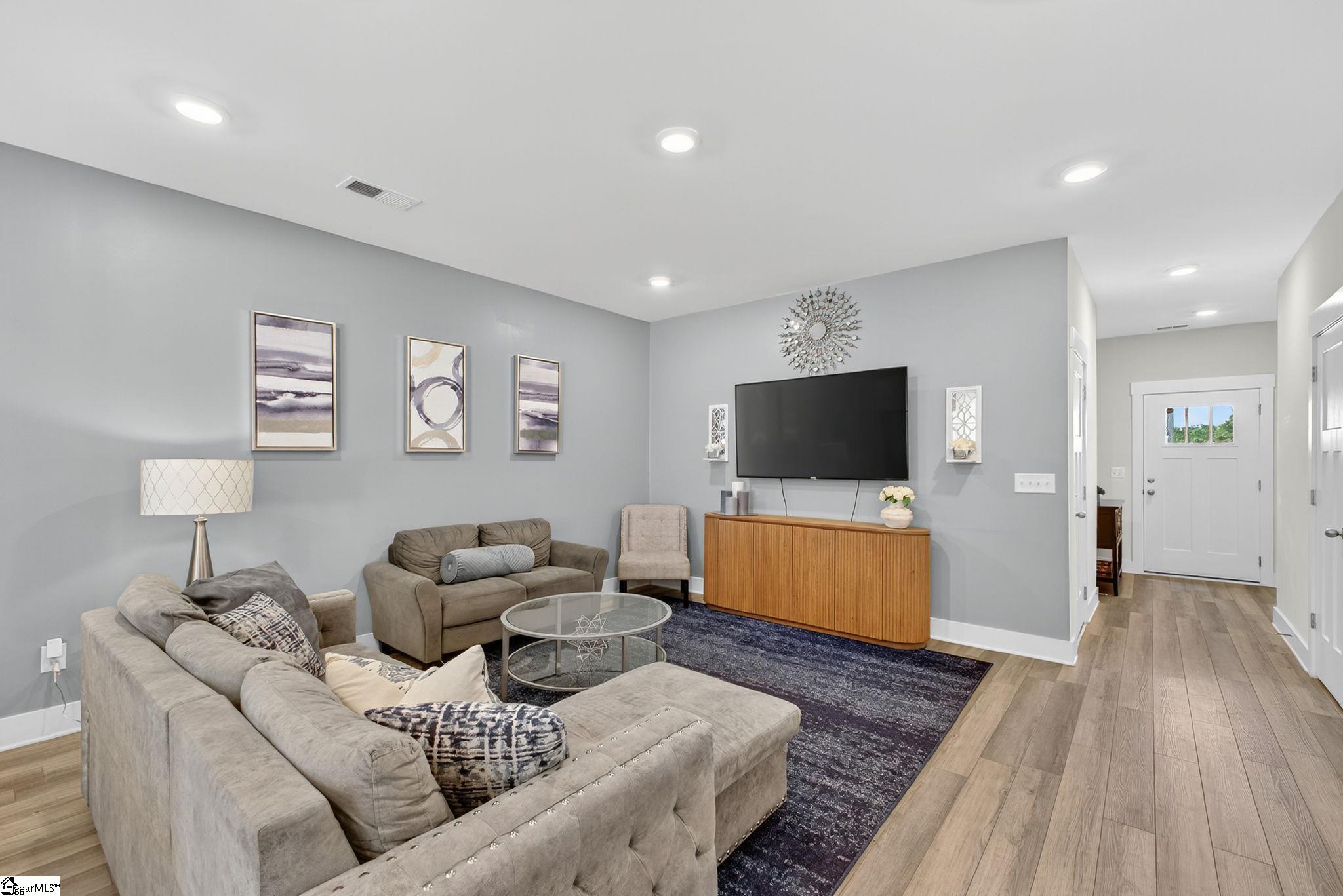 20 Mardale Lane Greenville, SC 29609