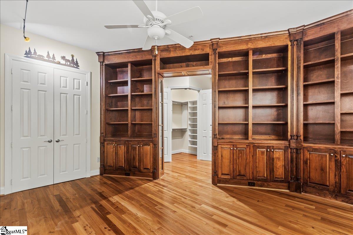 1209 E Washington Street UNIT Unit 401 Greenville, SC 29601