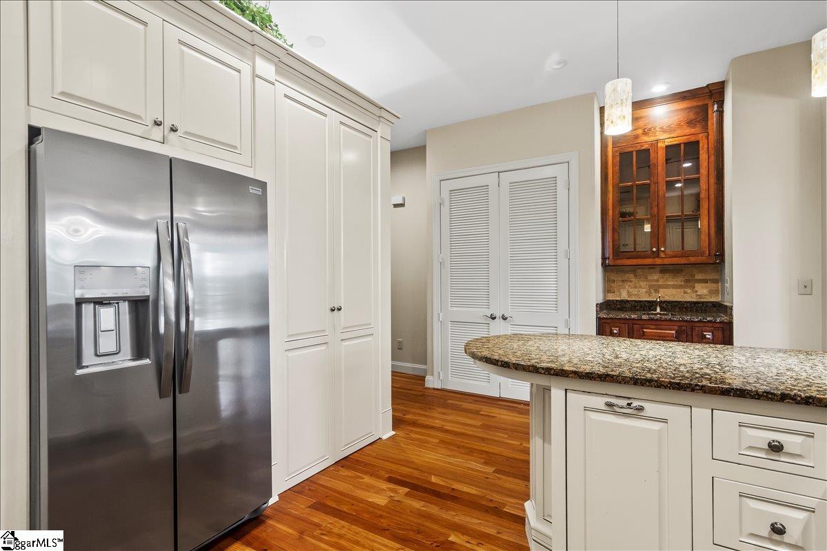 1209 E Washington Street UNIT Unit 401 Greenville, SC 29601
