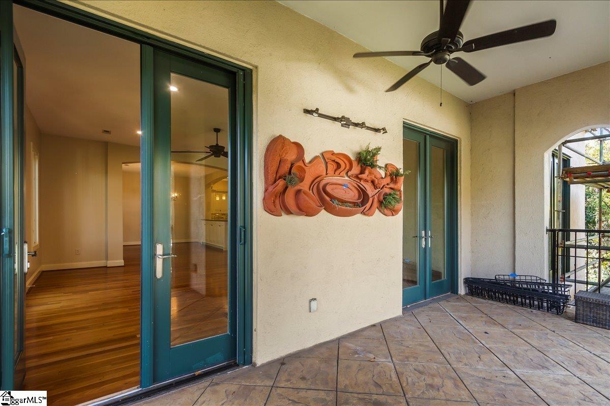 1209 E Washington Street UNIT Unit 401 Greenville, SC 29601