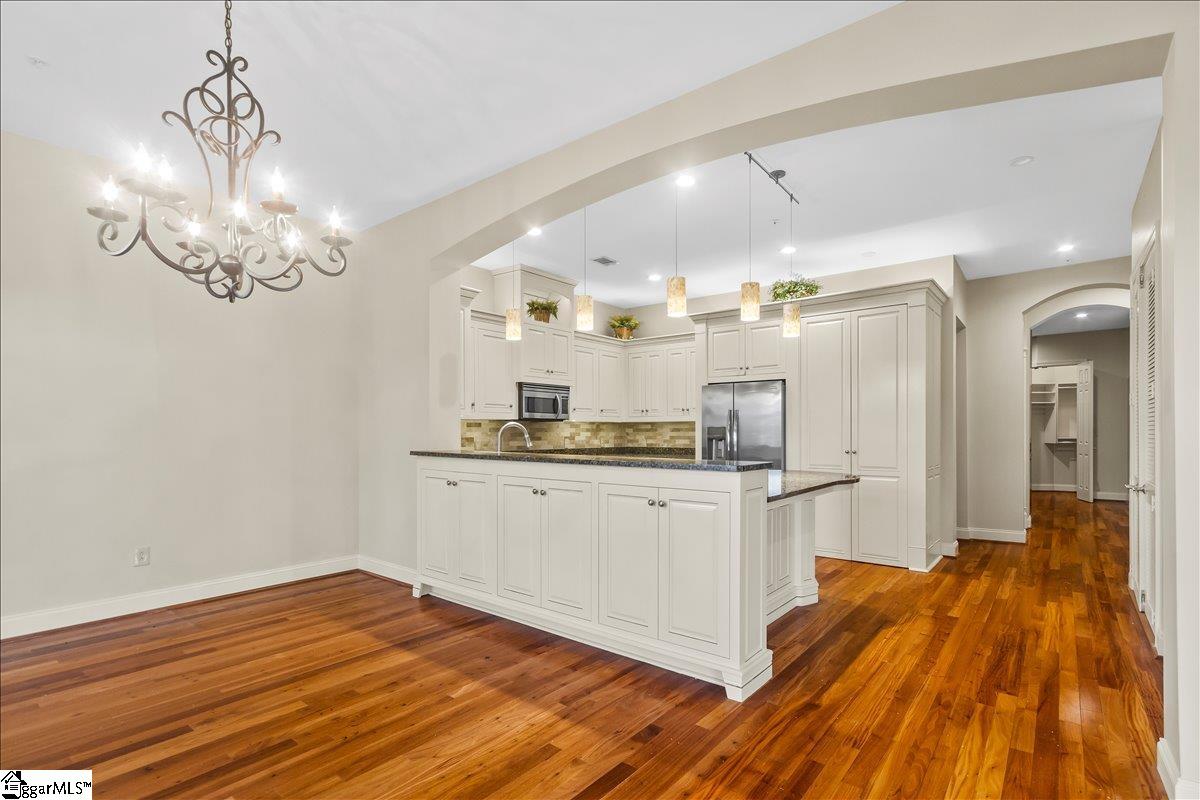 1209 E Washington Street UNIT Unit 401 Greenville, SC 29601