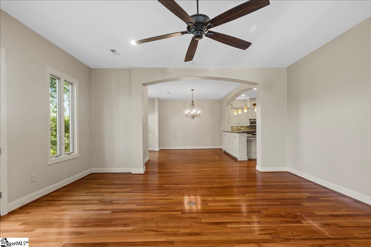 1209 E Washington Street UNIT Unit 401 Greenville, SC 29601