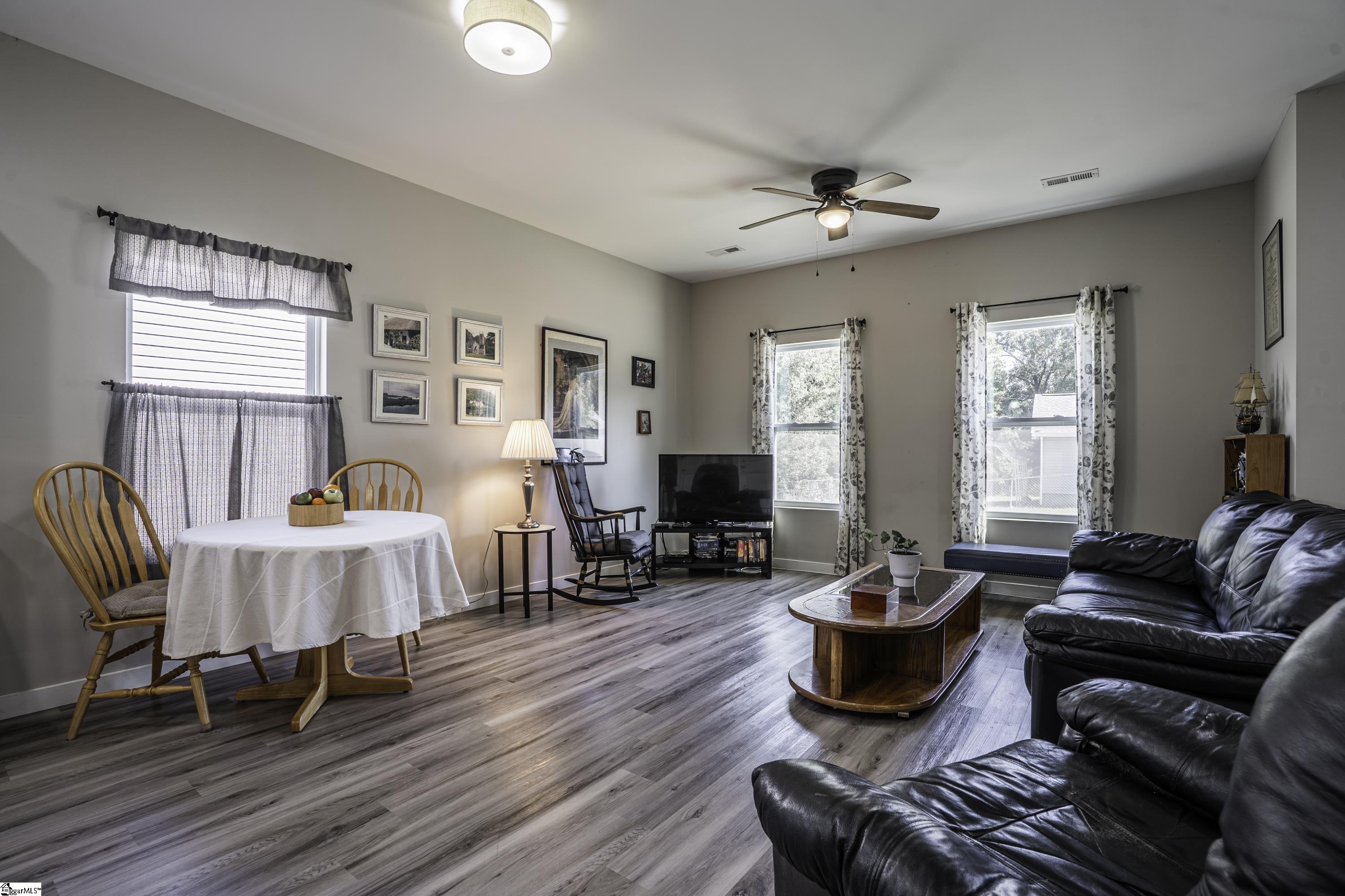 7 Lawrence Street Inman, SC 29349