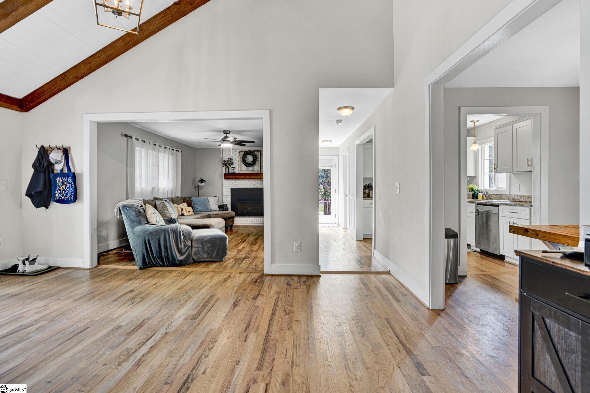 709 Old Rutherford Road Taylors, SC 29687-5748