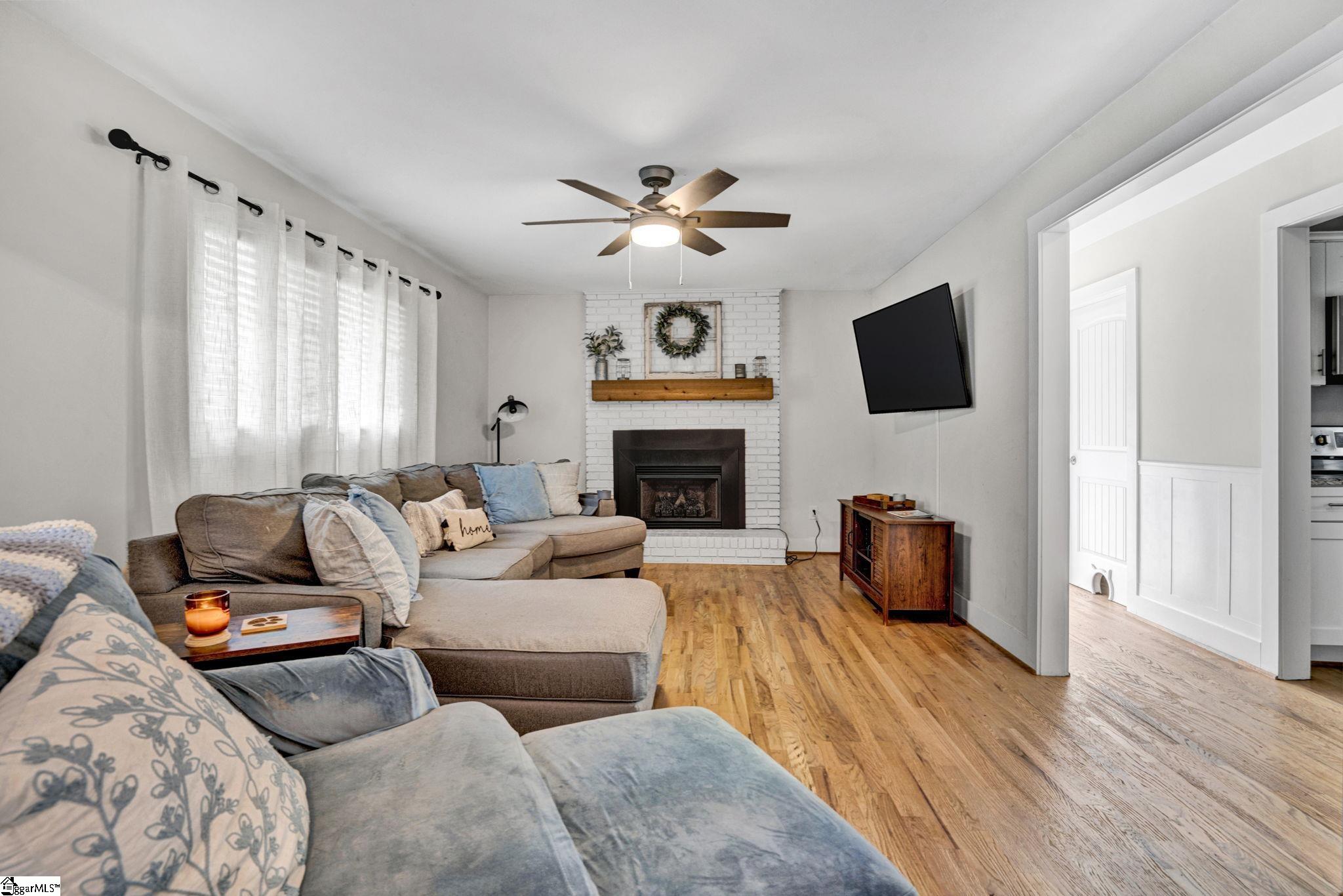 709 Old Rutherford Road Taylors, SC 29687-5748