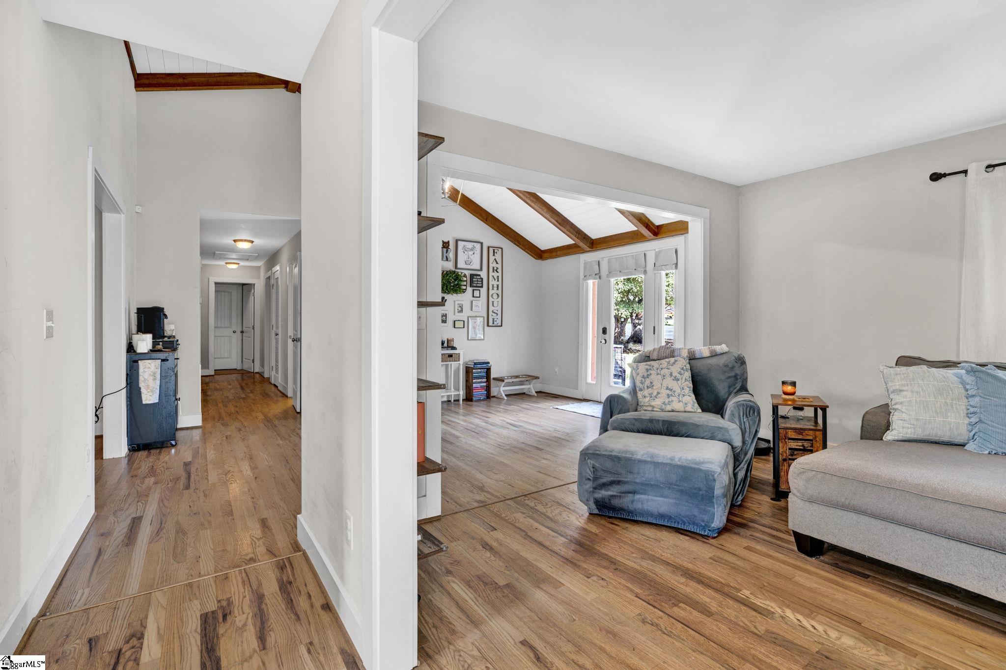 709 Old Rutherford Road Taylors, SC 29687-5748