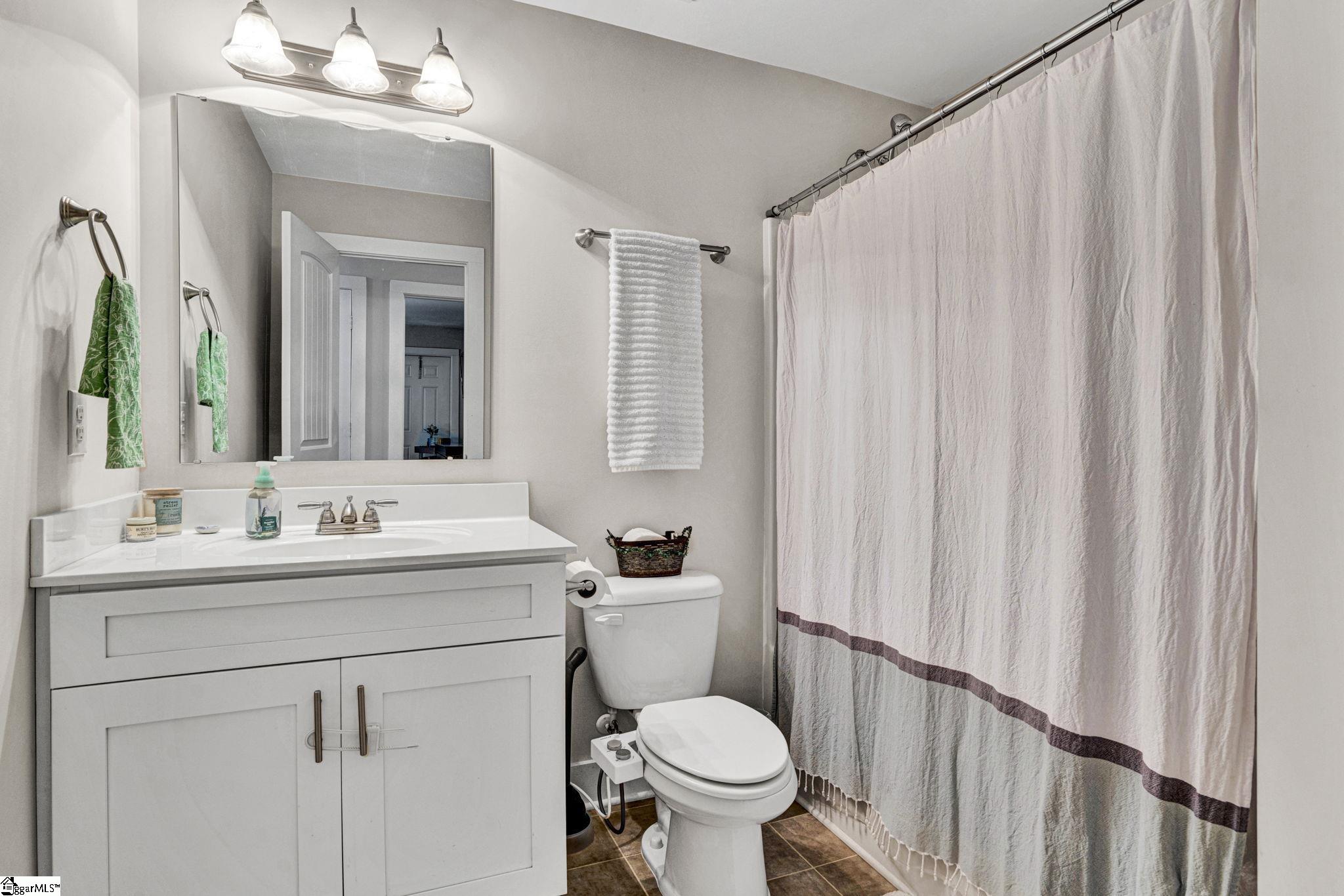 709 Old Rutherford Road Taylors, SC 29687-5748