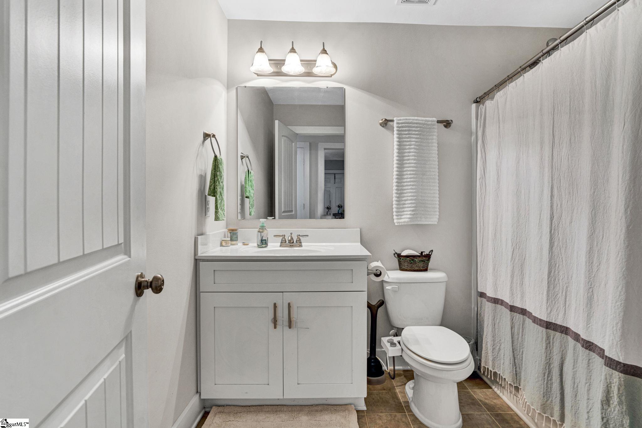 709 Old Rutherford Road Taylors, SC 29687-5748