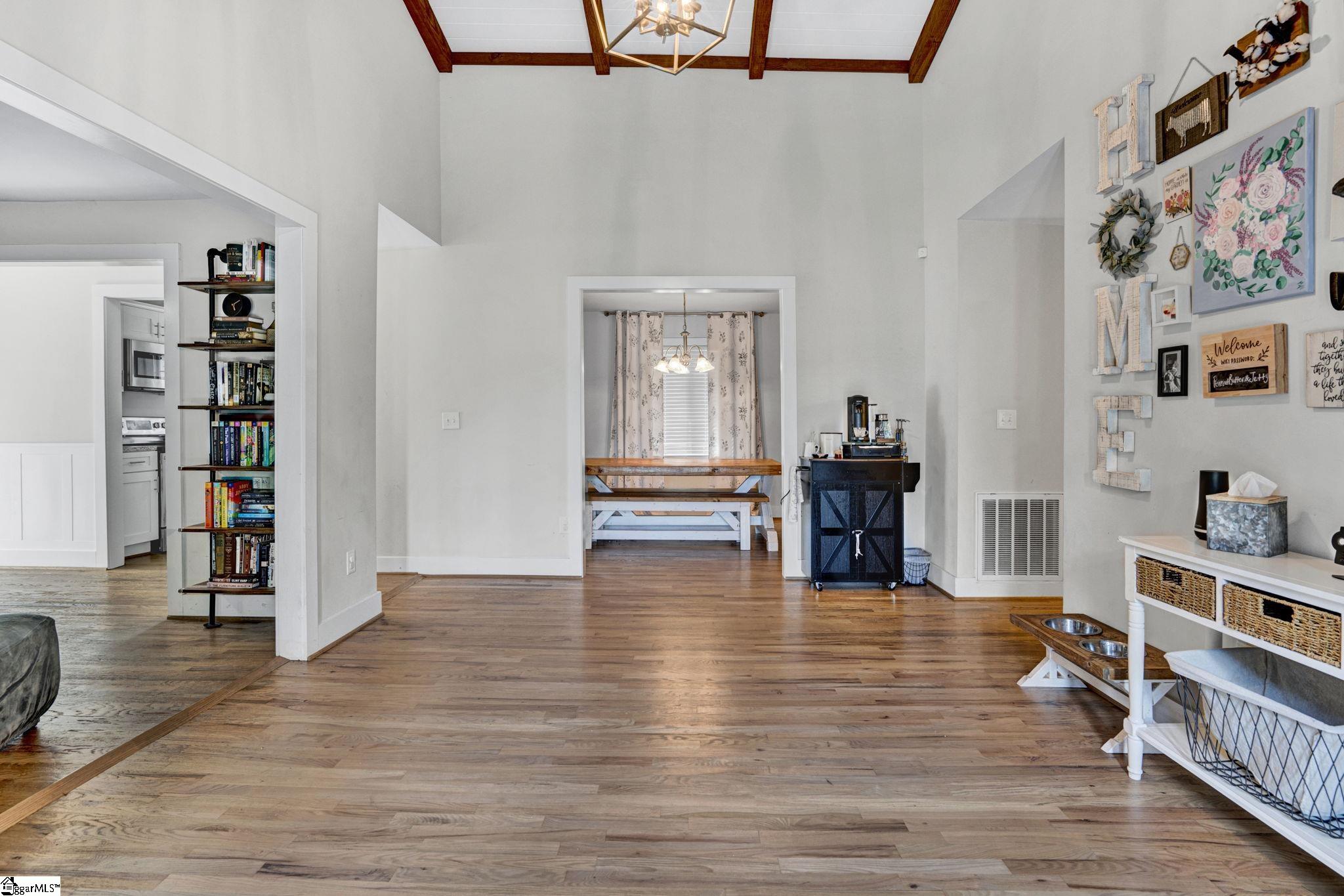 709 Old Rutherford Road Taylors, SC 29687-5748