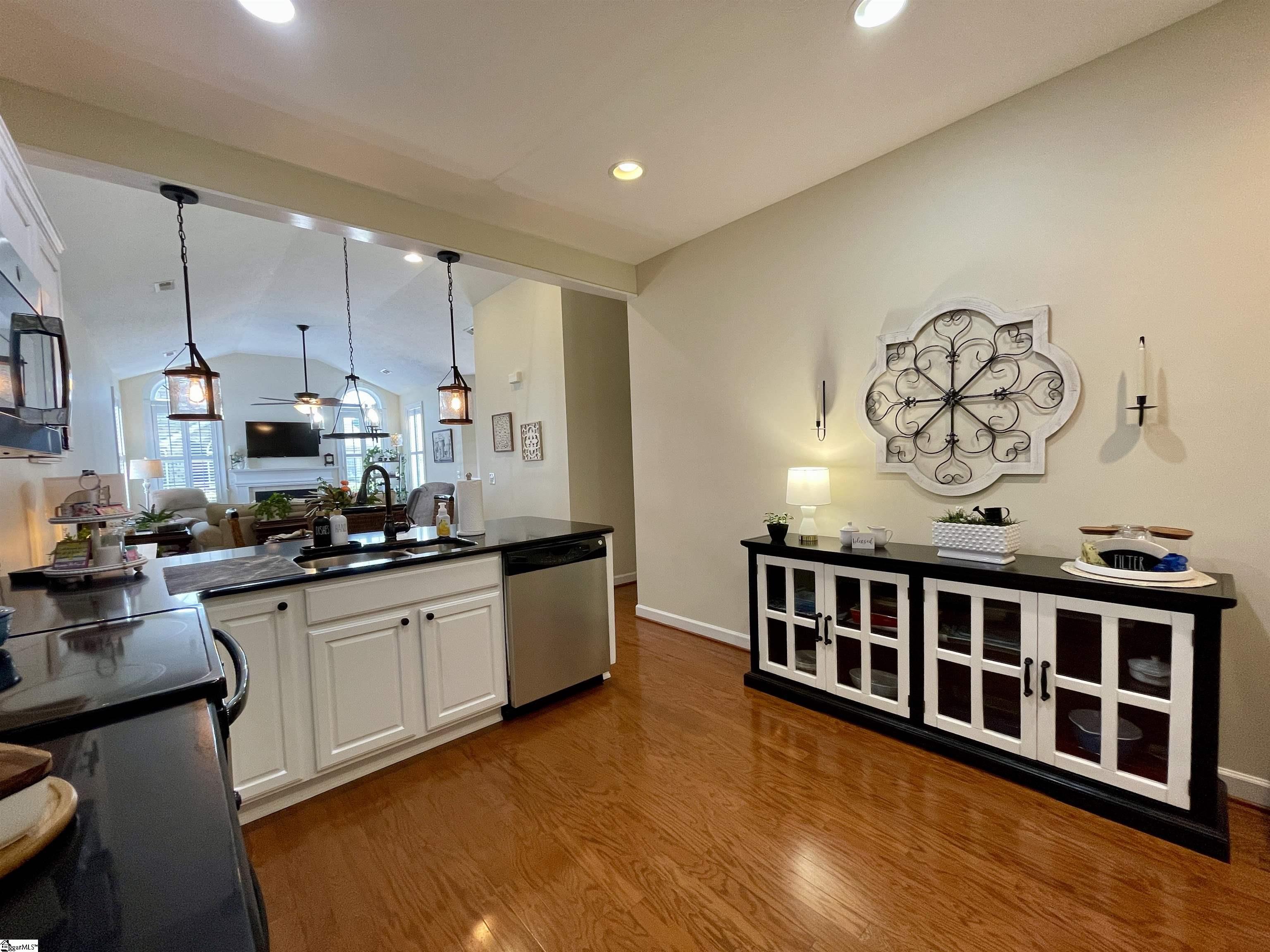 81 Fudora Circle Simpsonville, SC 29681