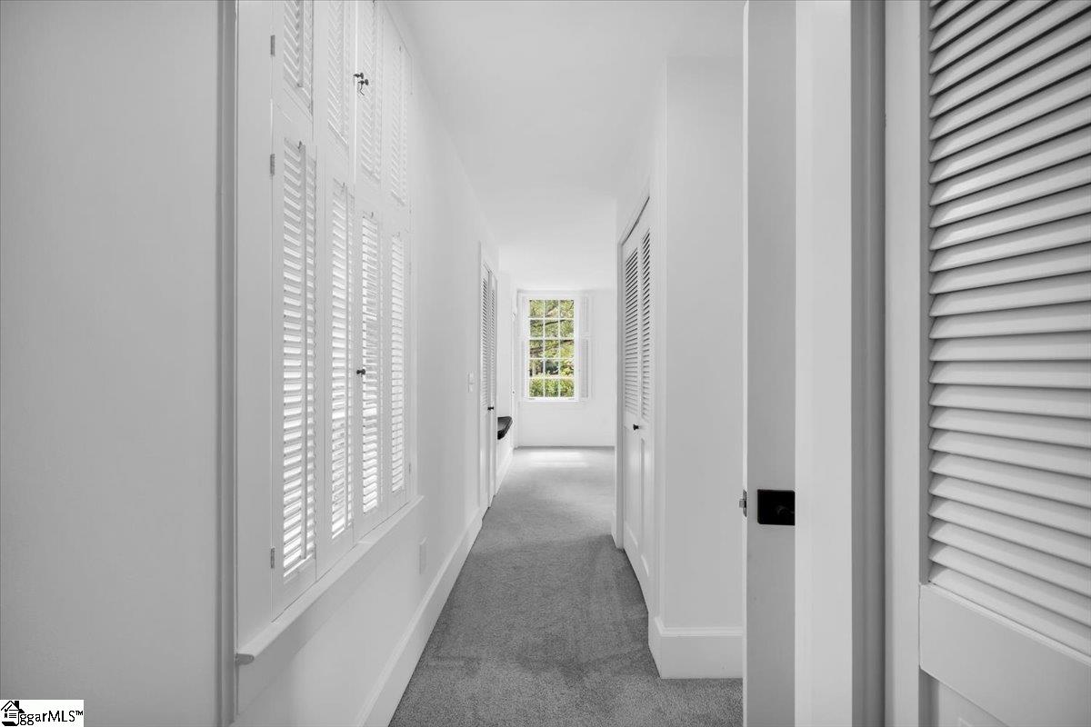 300 E Seven Oaks Drive Greenville, SC 29605