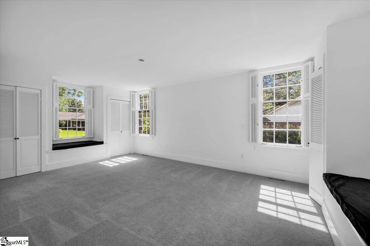 300 E Seven Oaks Drive Greenville, SC 29605