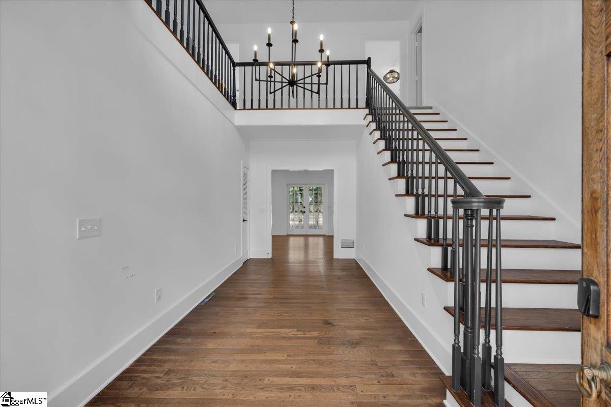 300 E Seven Oaks Drive Greenville, SC 29605