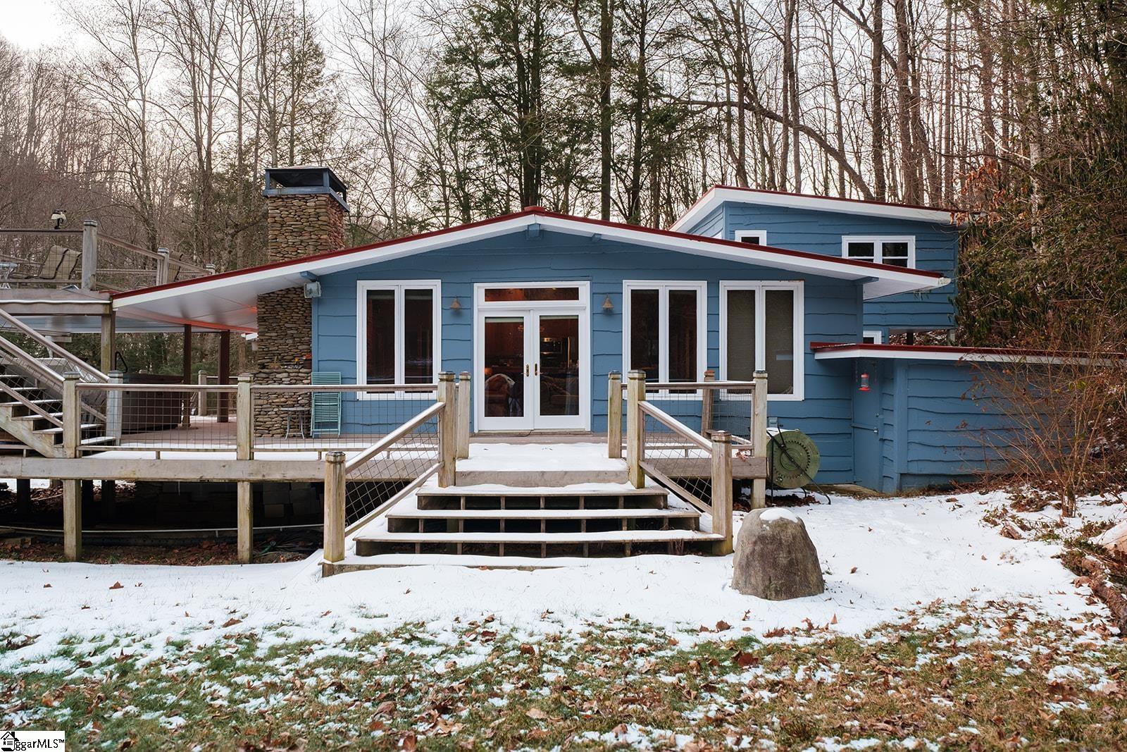 36 Dream Catcher Cove Hayesville, NC 28904