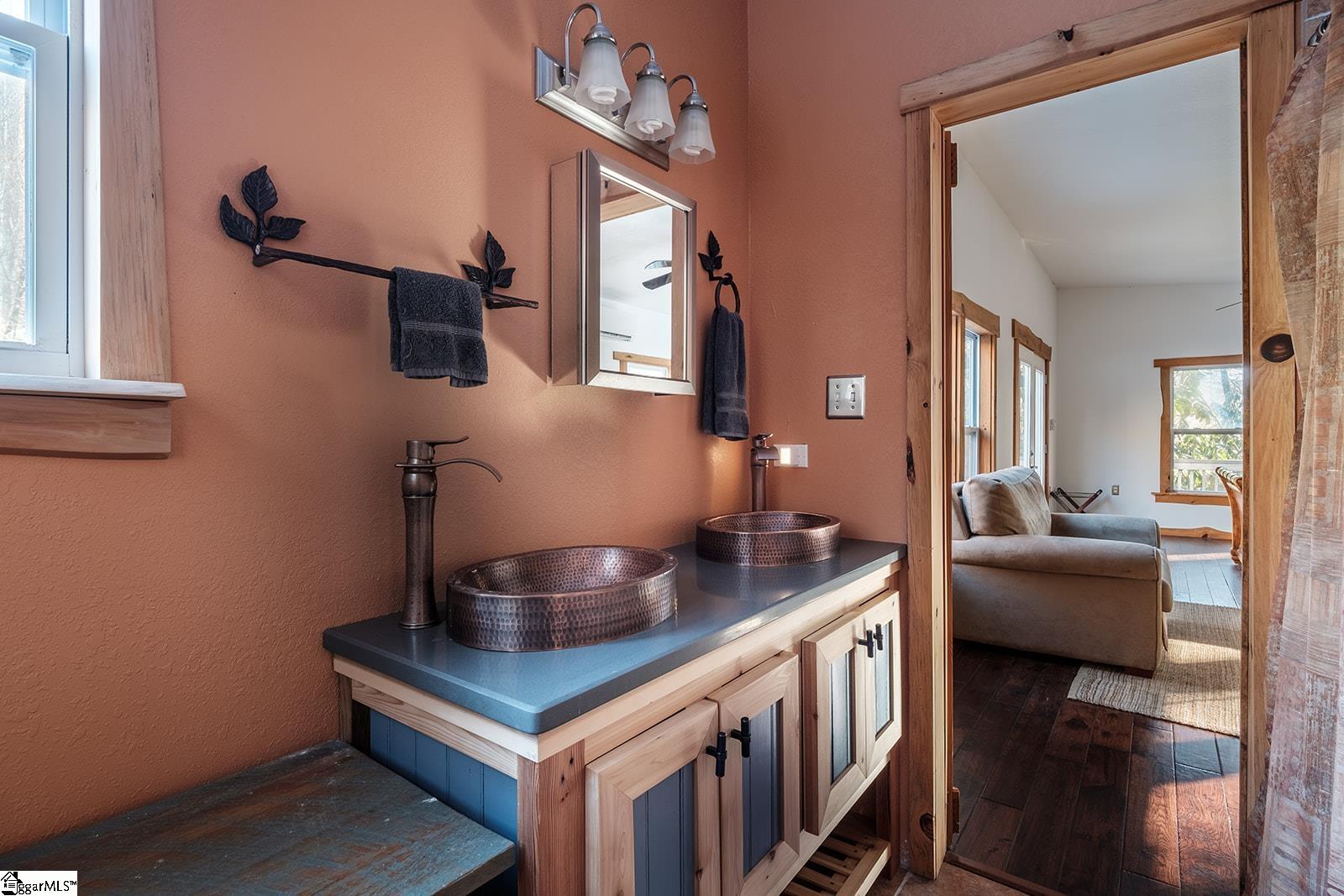 36 Dream Catcher Cove Hayesville, NC 28904