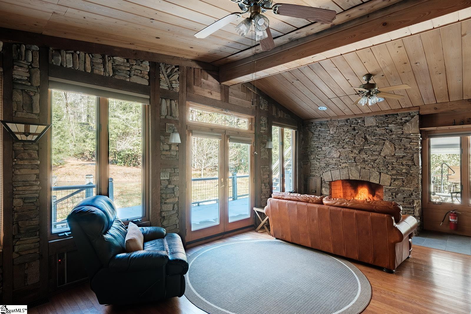 36 Dream Catcher Cove Hayesville, NC 28904