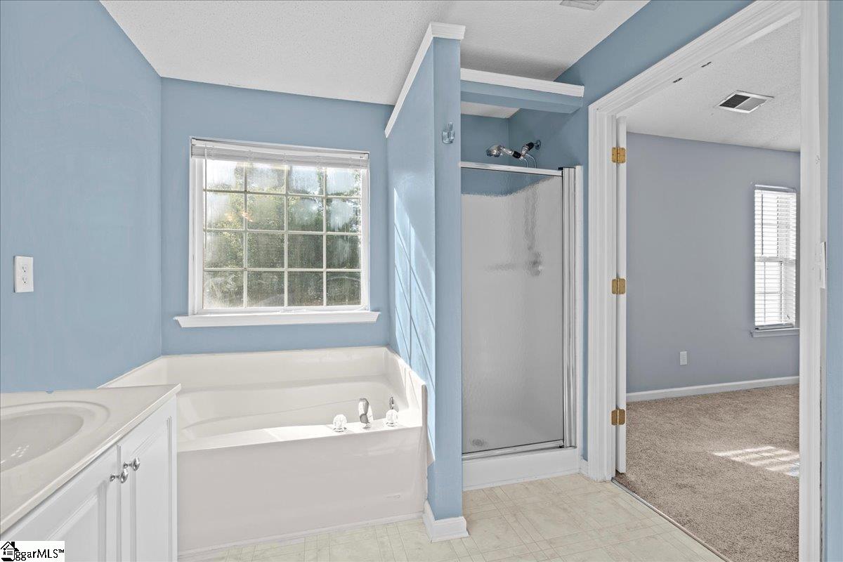 22 Brockmore Drive Greenville, SC 29605