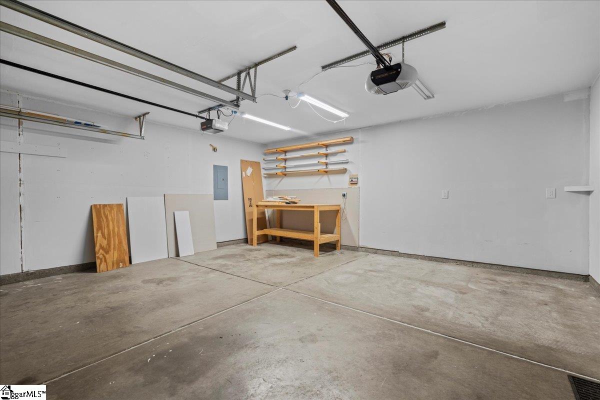 22 Brockmore Drive Greenville, SC 29605