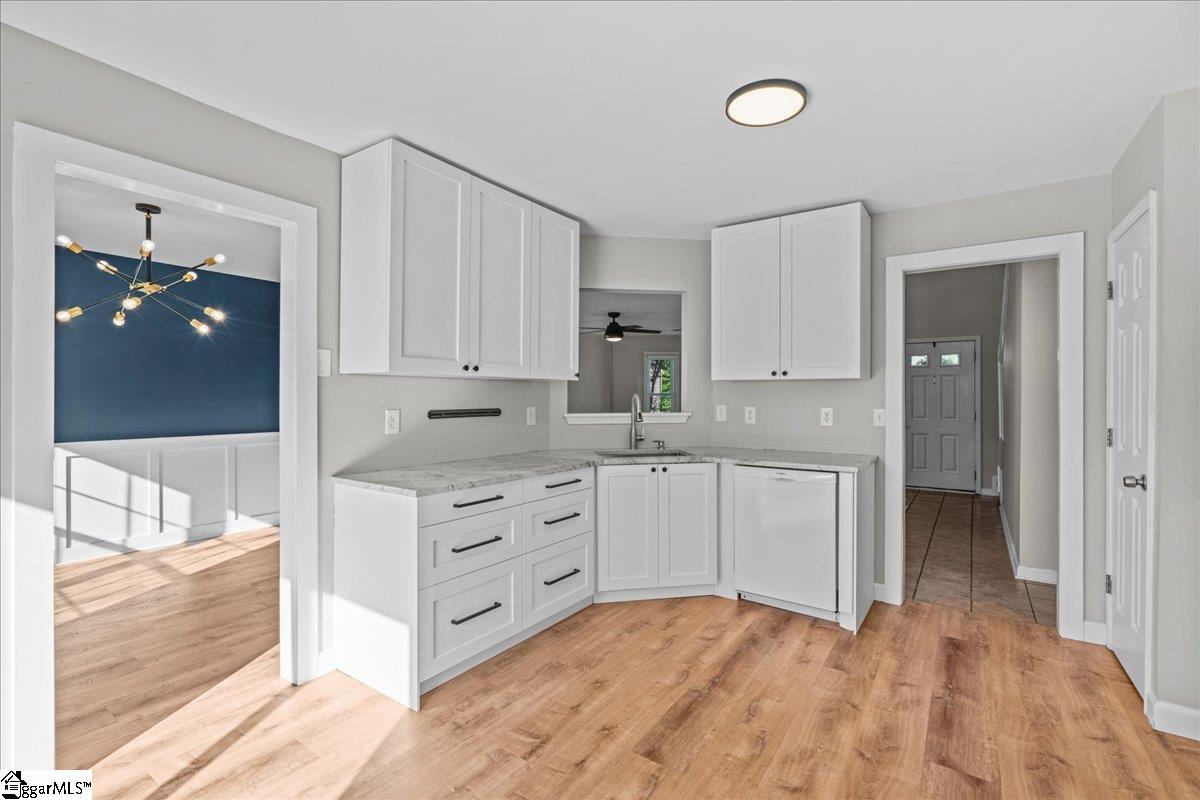 22 Brockmore Drive Greenville, SC 29605