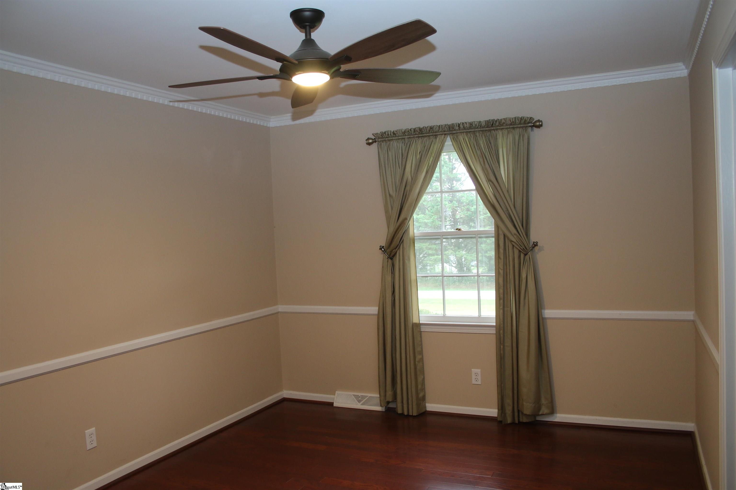 1101 Lakeview Drive Greenville, SC 29611