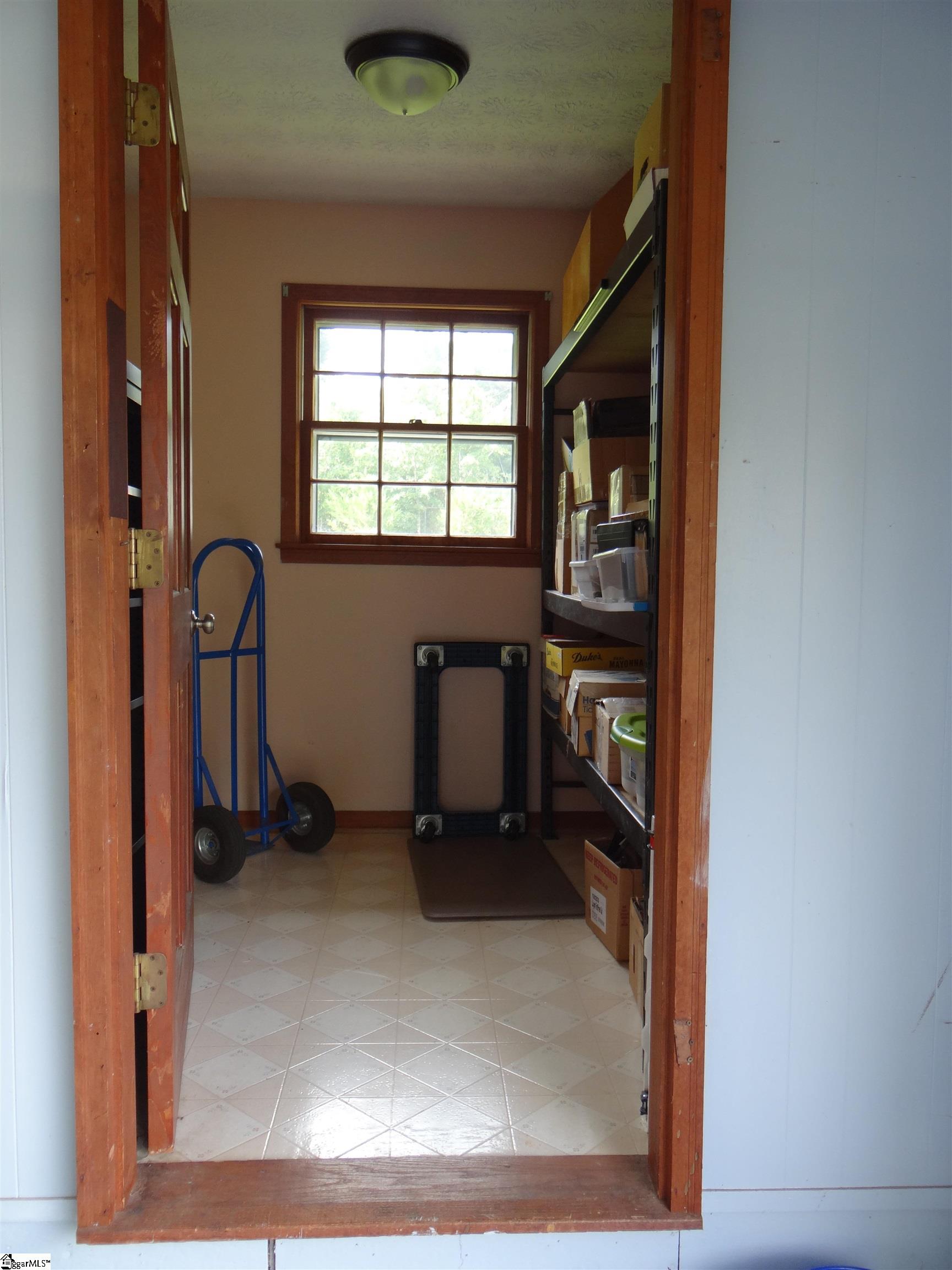 1101 Lakeview Drive Greenville, SC 29611