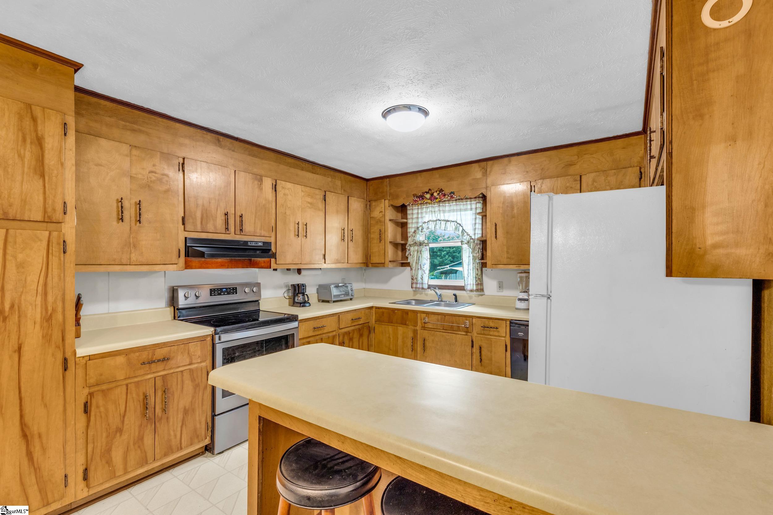 144 N Martin Road Easley, SC 29640