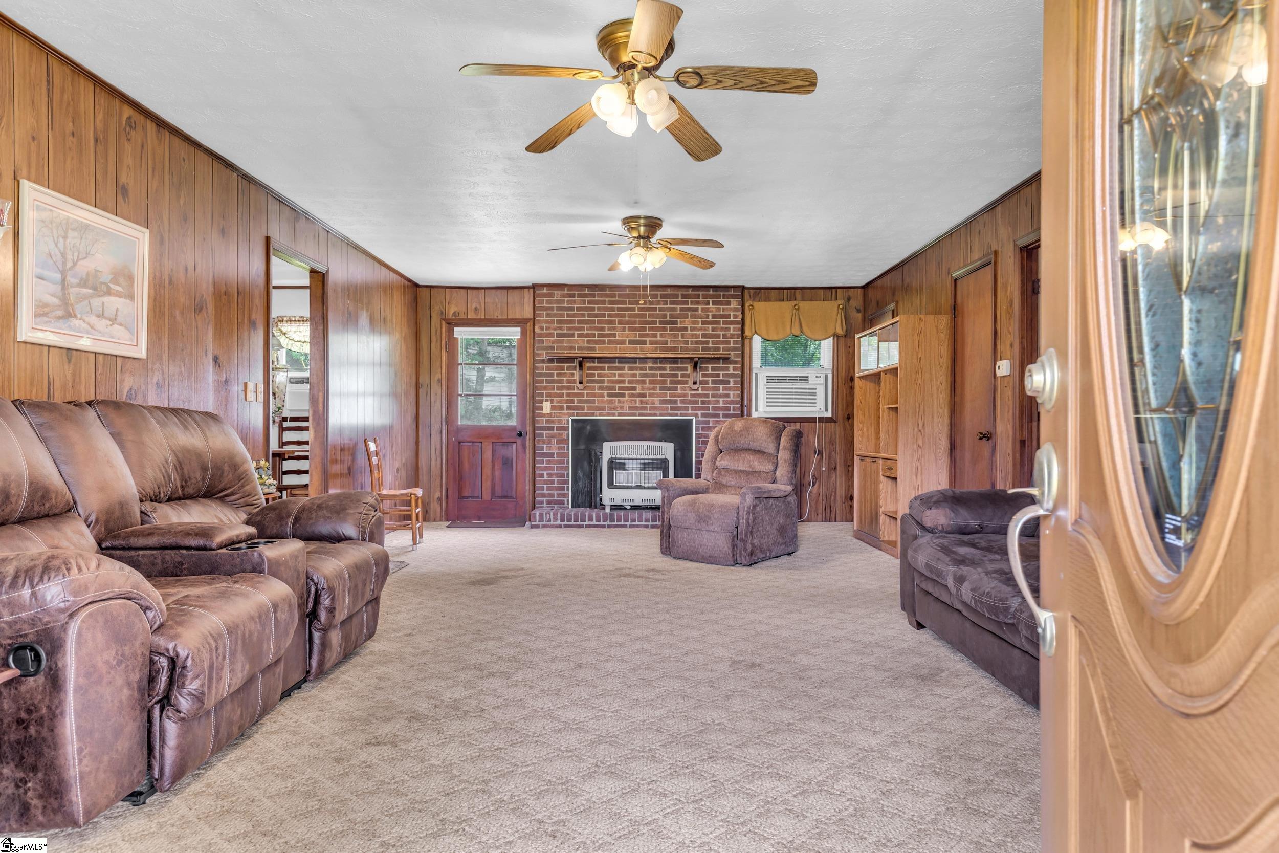 144 N Martin Road Easley, SC 29640