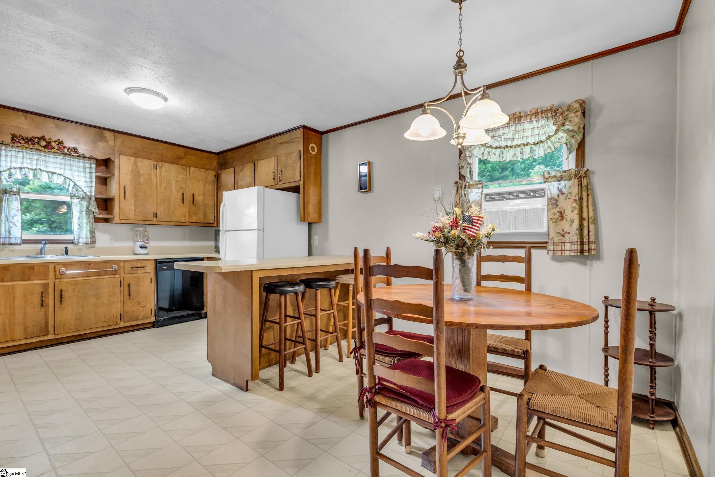144 N Martin Road Easley, SC 29640