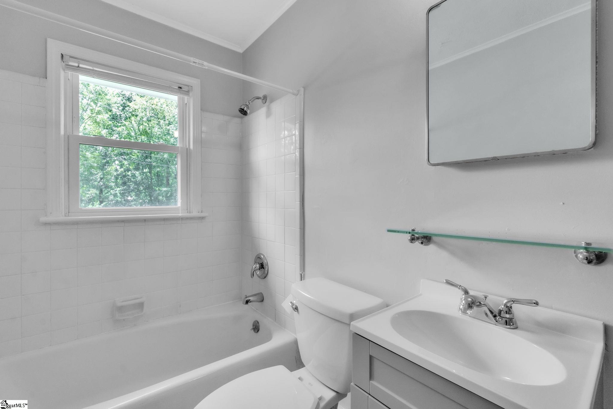 172 Old Petrie Road Spartanburg, SC 29302