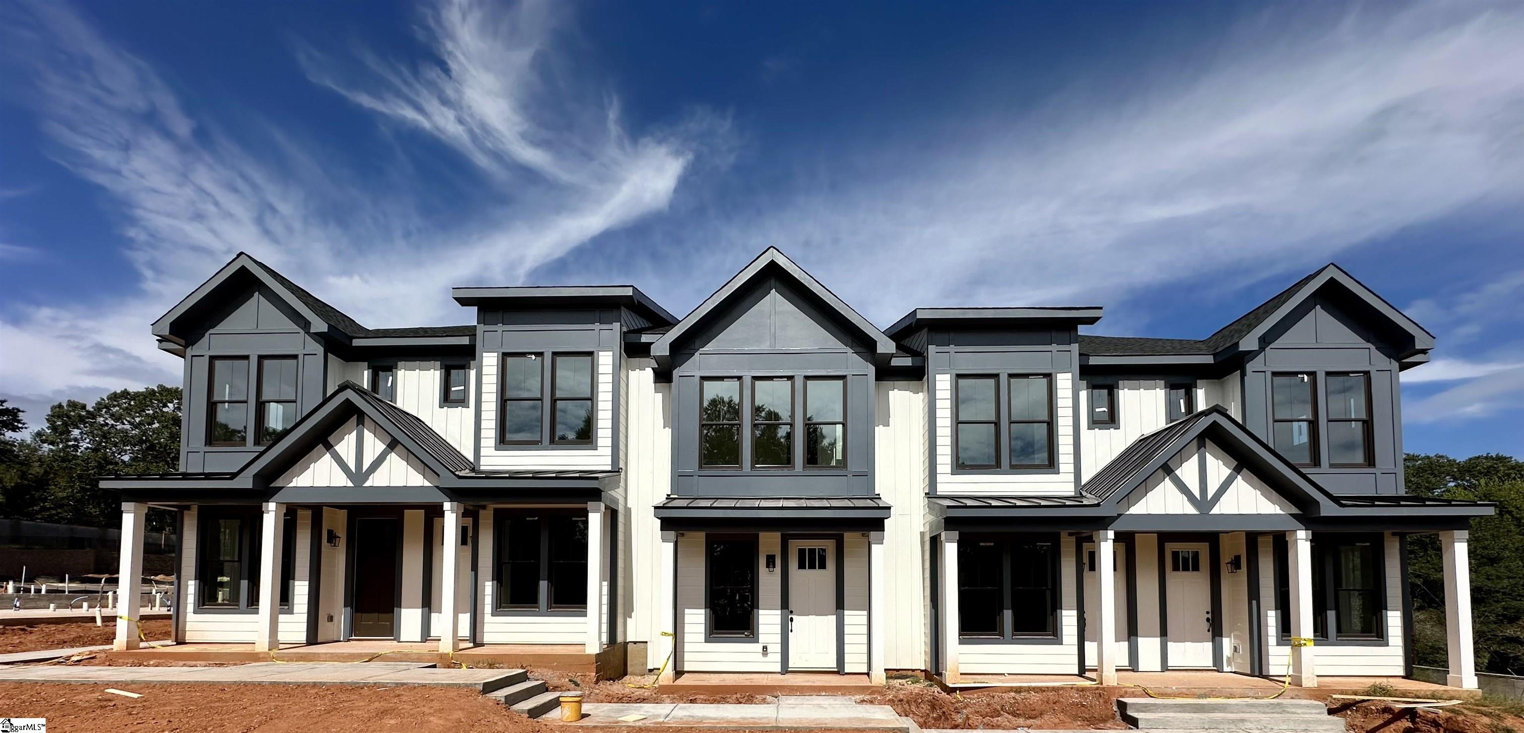 9 Hawthorne Lane UNIT Unit 105 Greenville, SC 29605