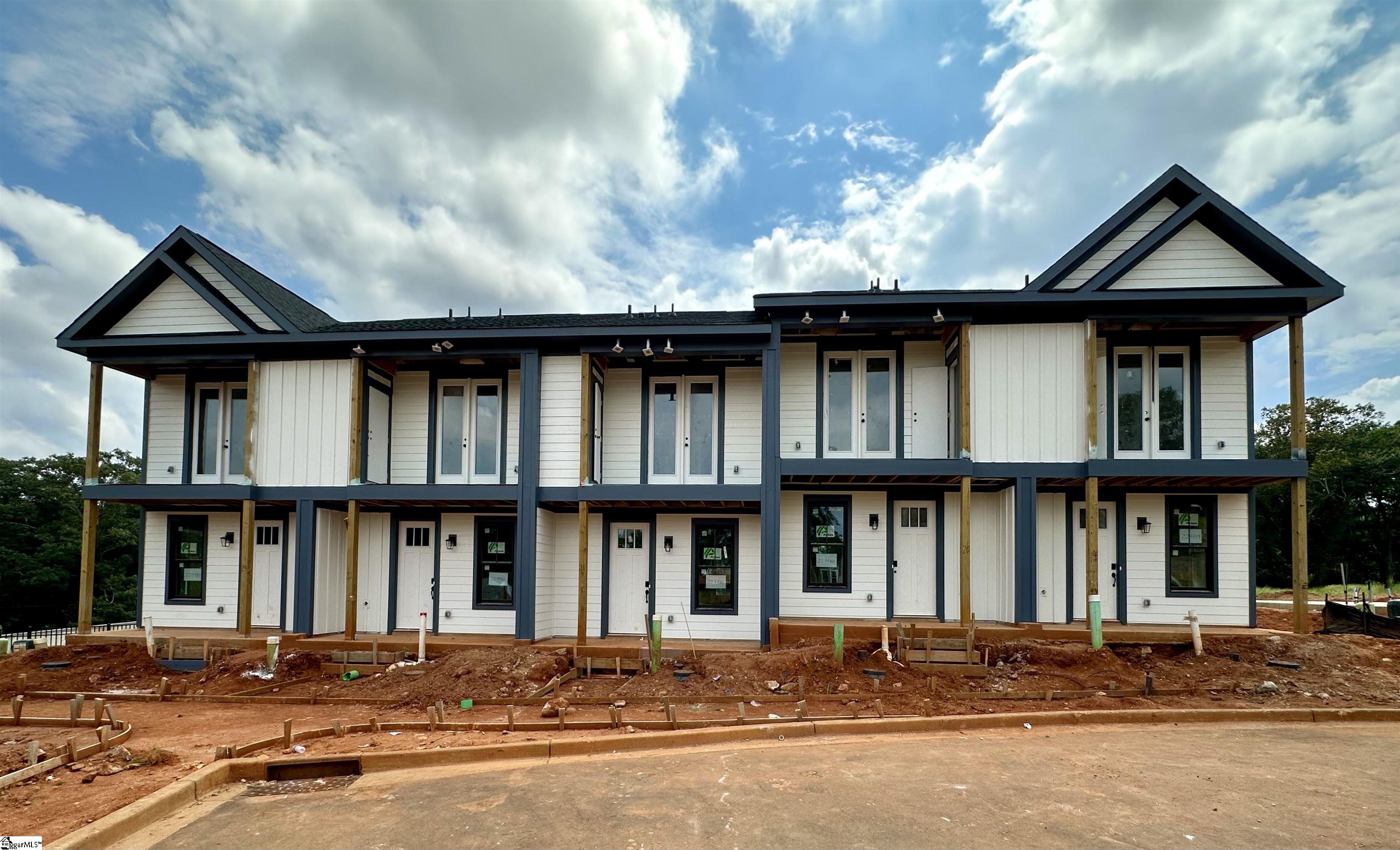 9 Hawthorne Lane UNIT Unit 103 Greenville, SC 29605