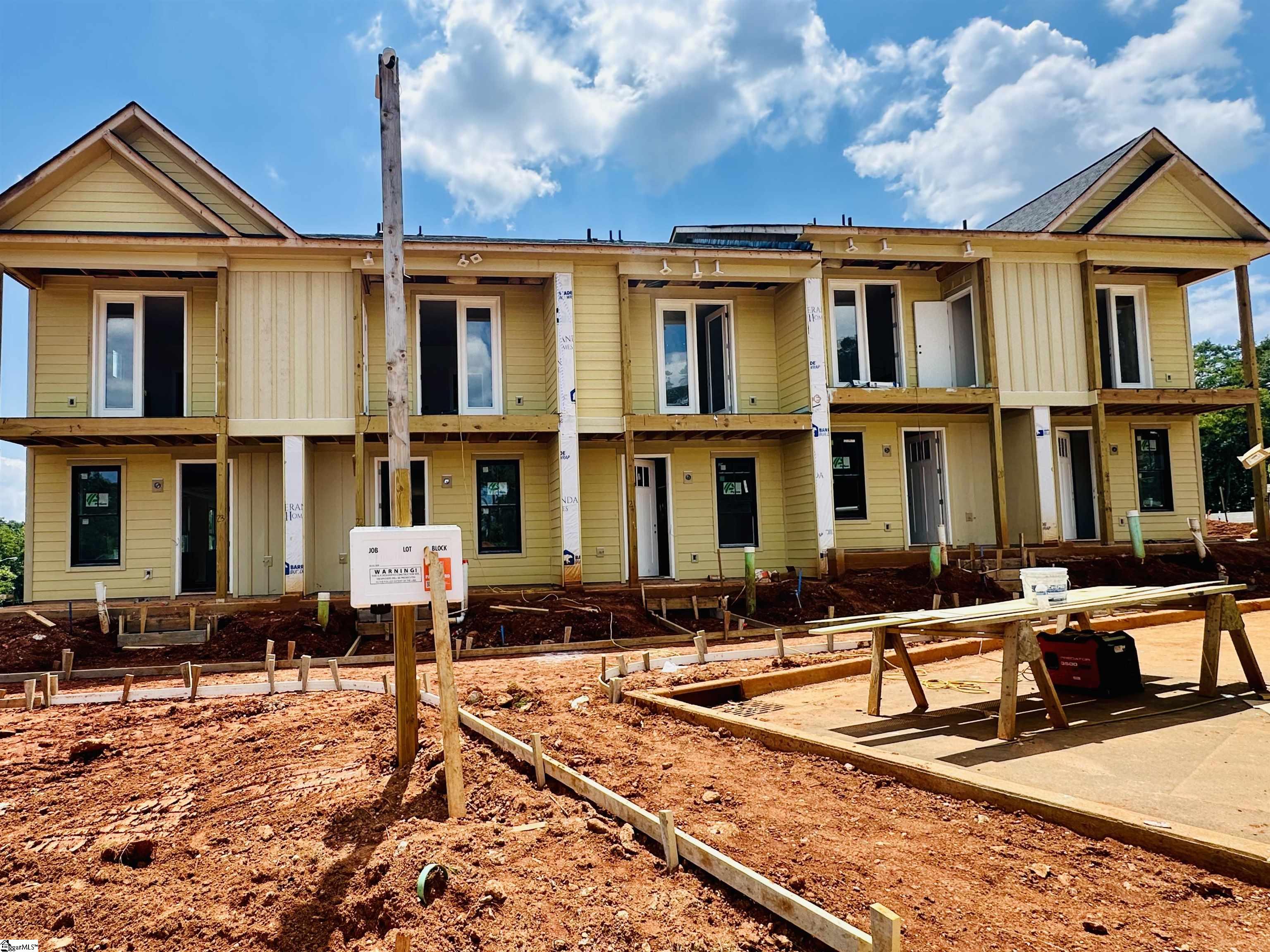 9 Hawthorne Lane UNIT Unit 103 Greenville, SC 29605