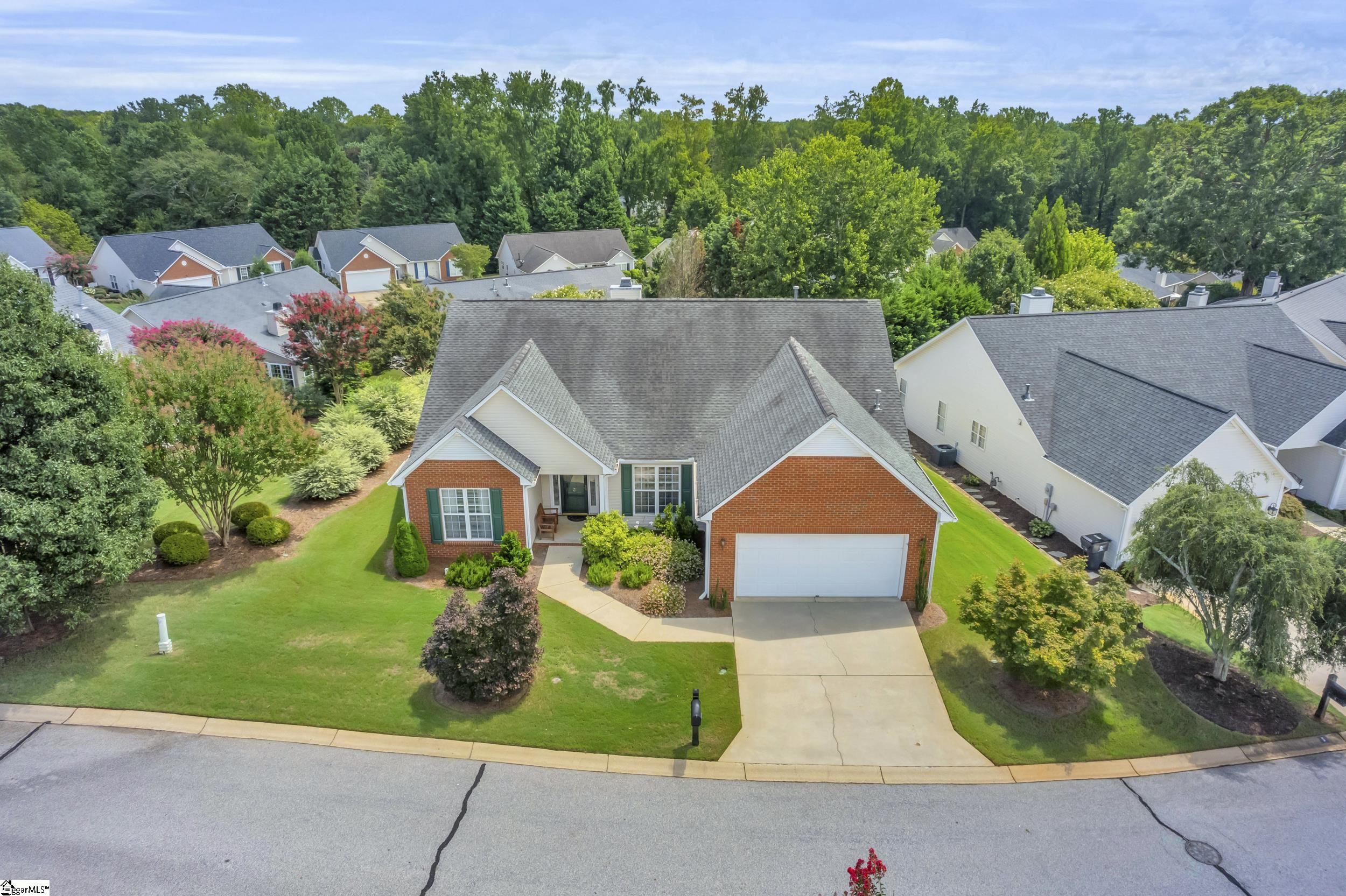 3 Meadowlands Way Greenville, SC 29615