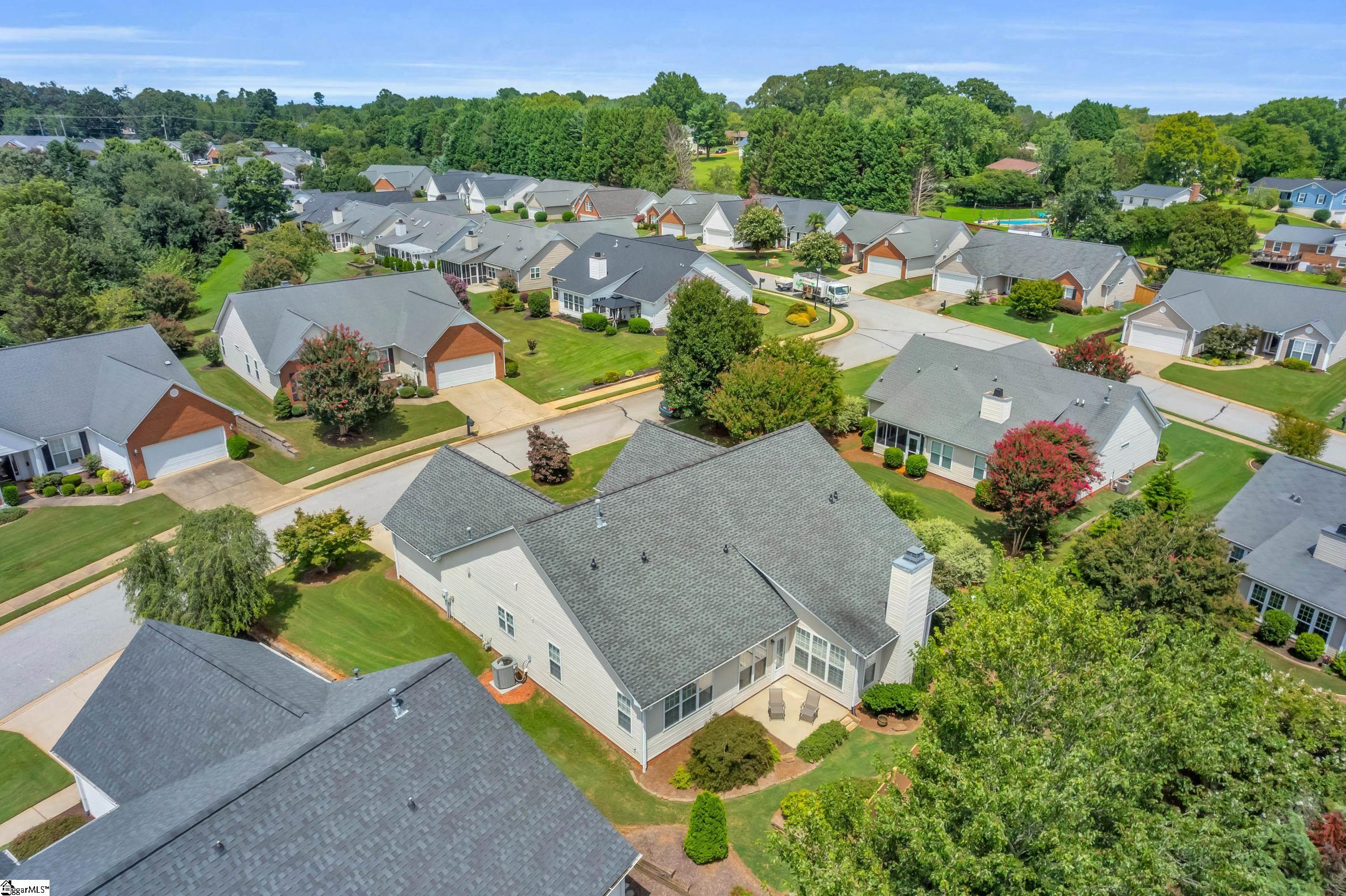 3 Meadowlands Way Greenville, SC 29615