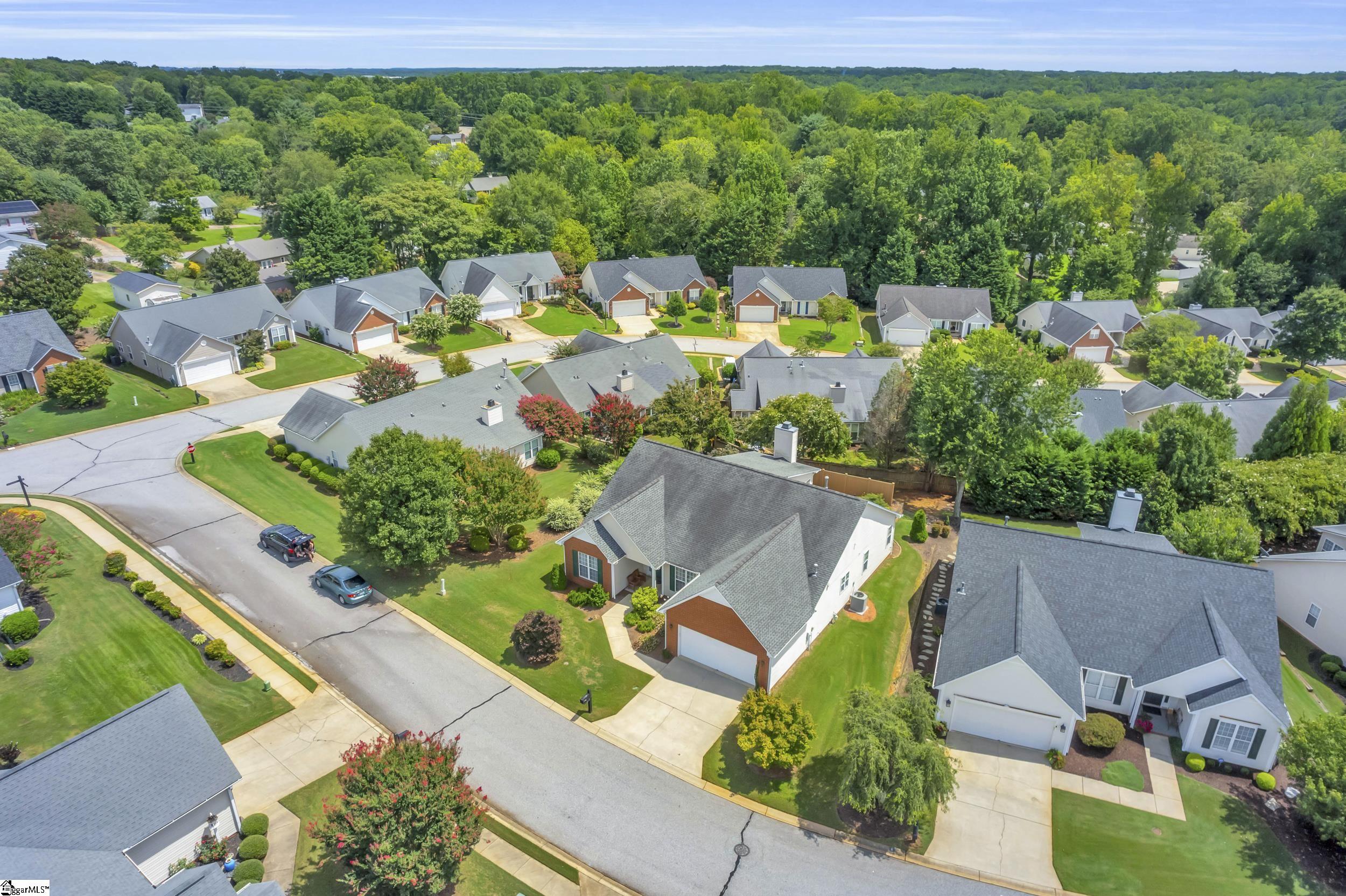 3 Meadowlands Way Greenville, SC 29615