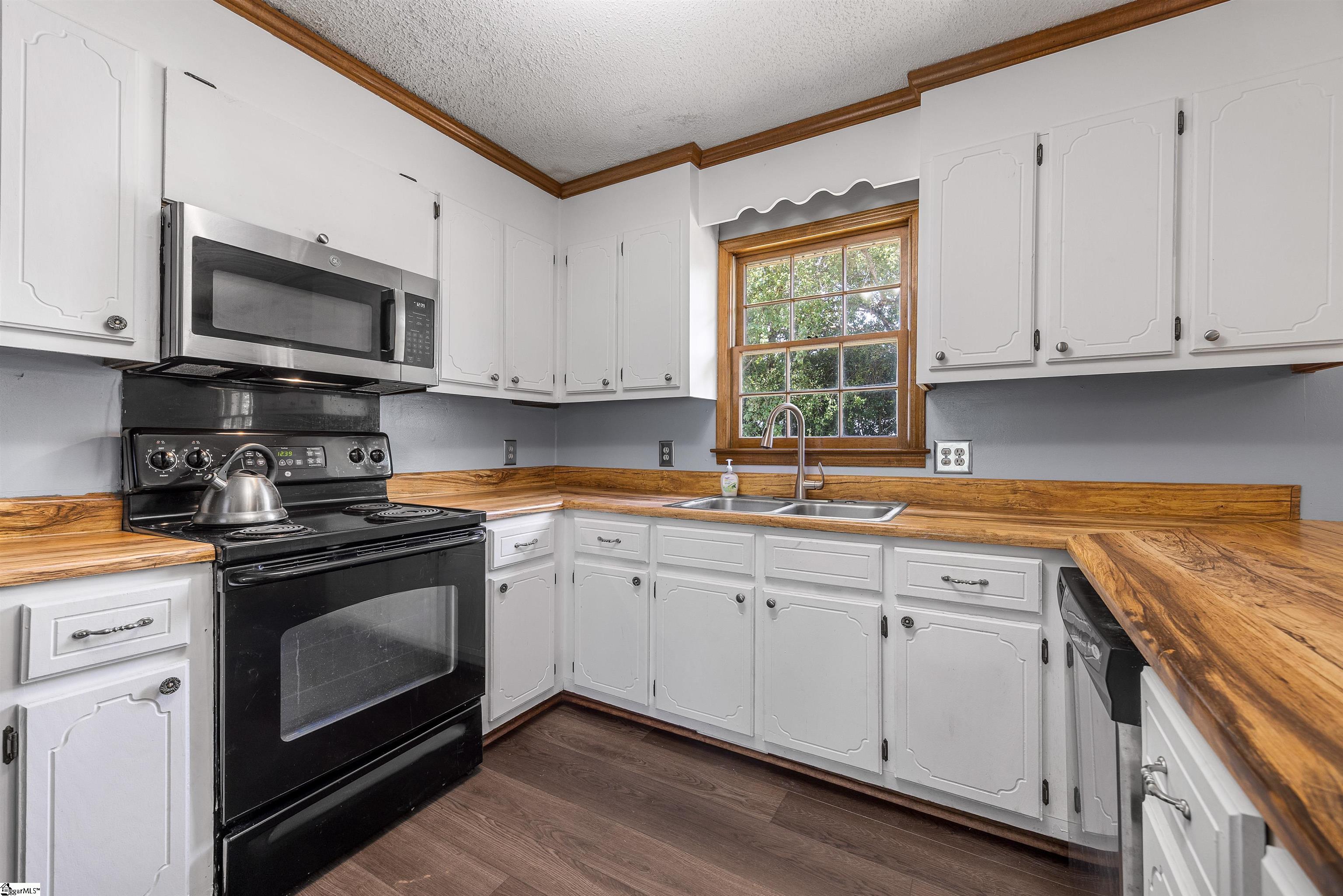 100 Eisenhower Street Easley, SC 29642