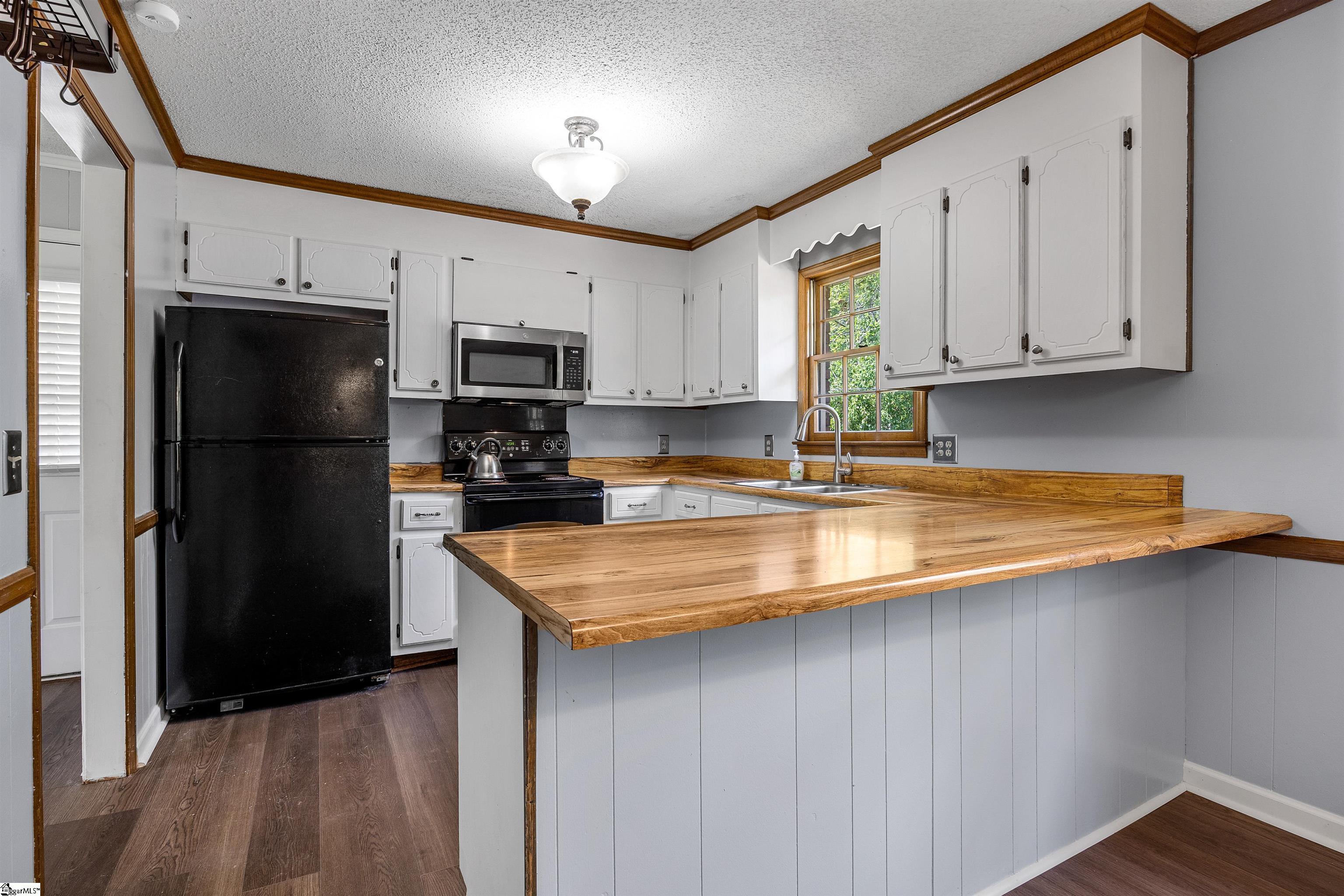 100 Eisenhower Street Easley, SC 29642