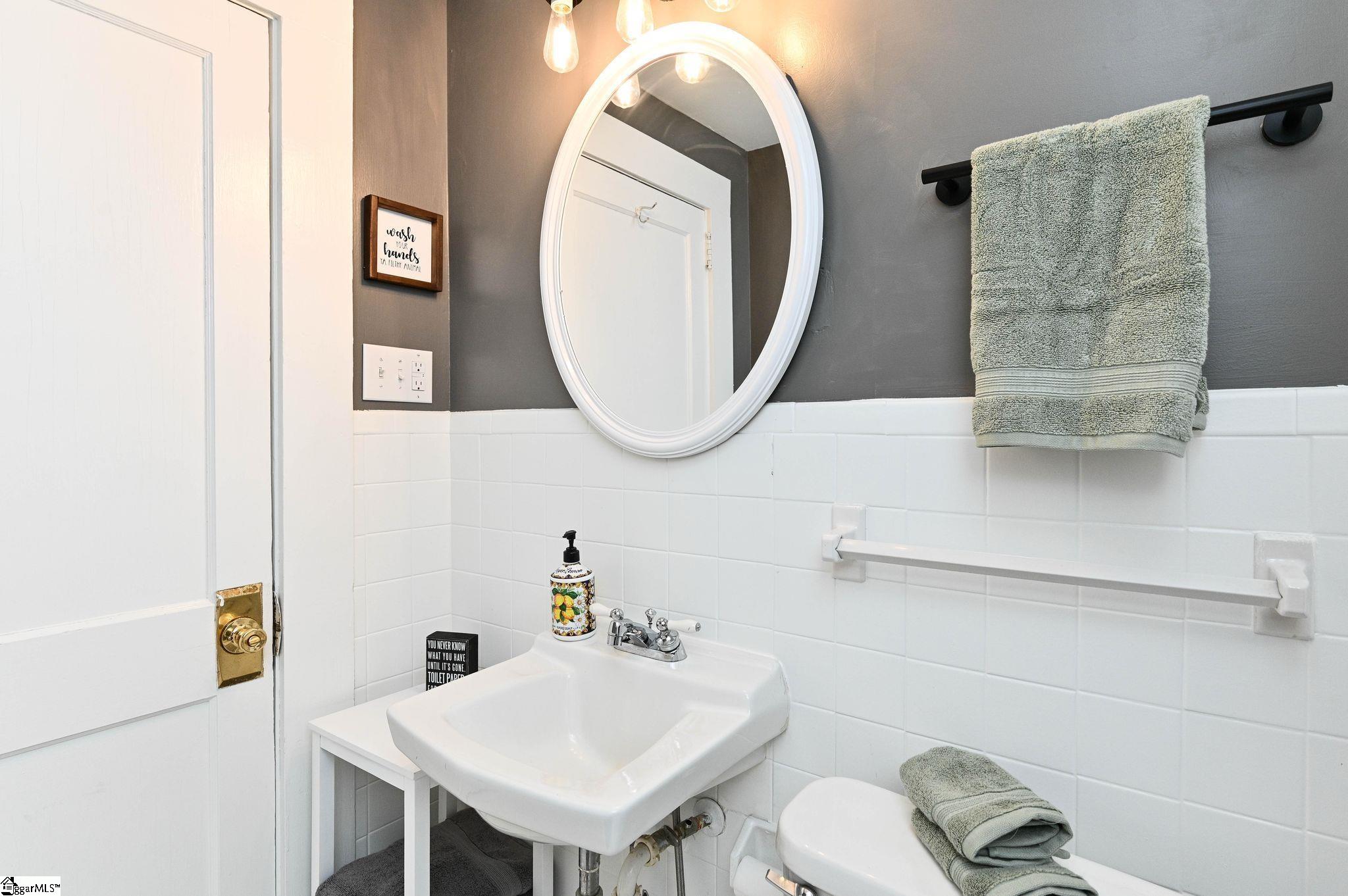 121 Bleckley Avenue Greenville, SC 29607