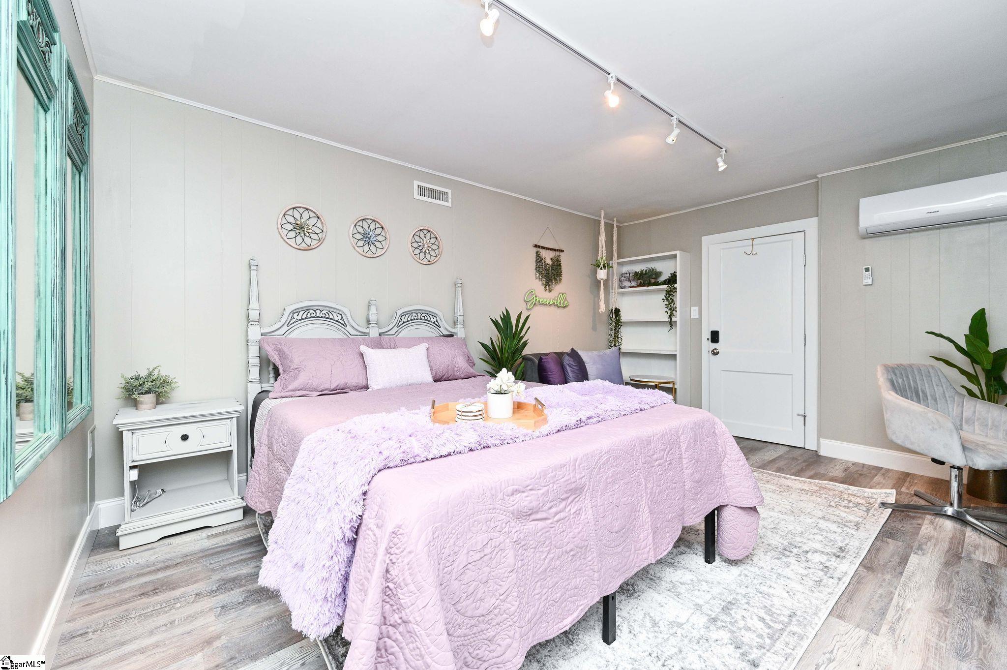 121 Bleckley Avenue Greenville, SC 29607