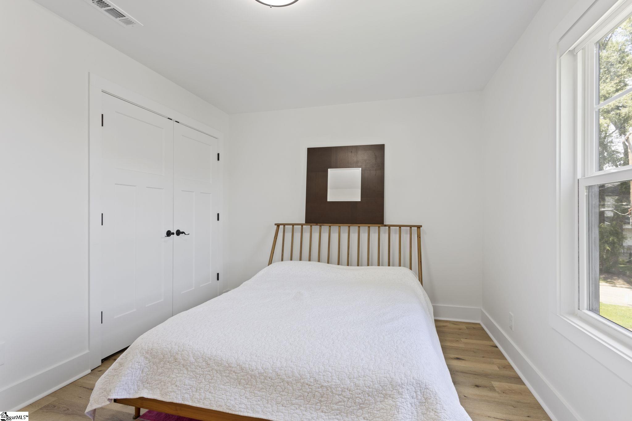 28 N Vance Street Greenville, SC 29611