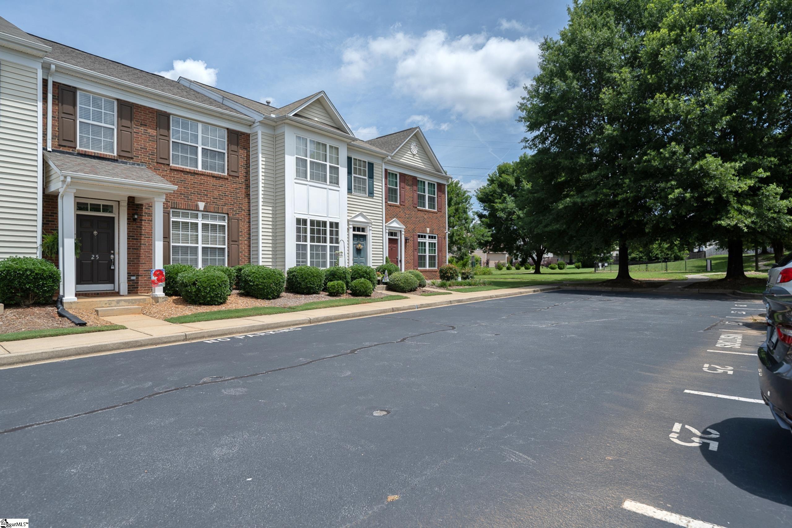 25 Stratus Court Greer, SC 29650