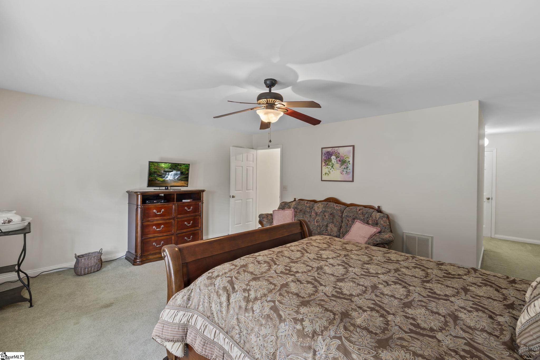 7 15th Vantage Campobello, SC 29322