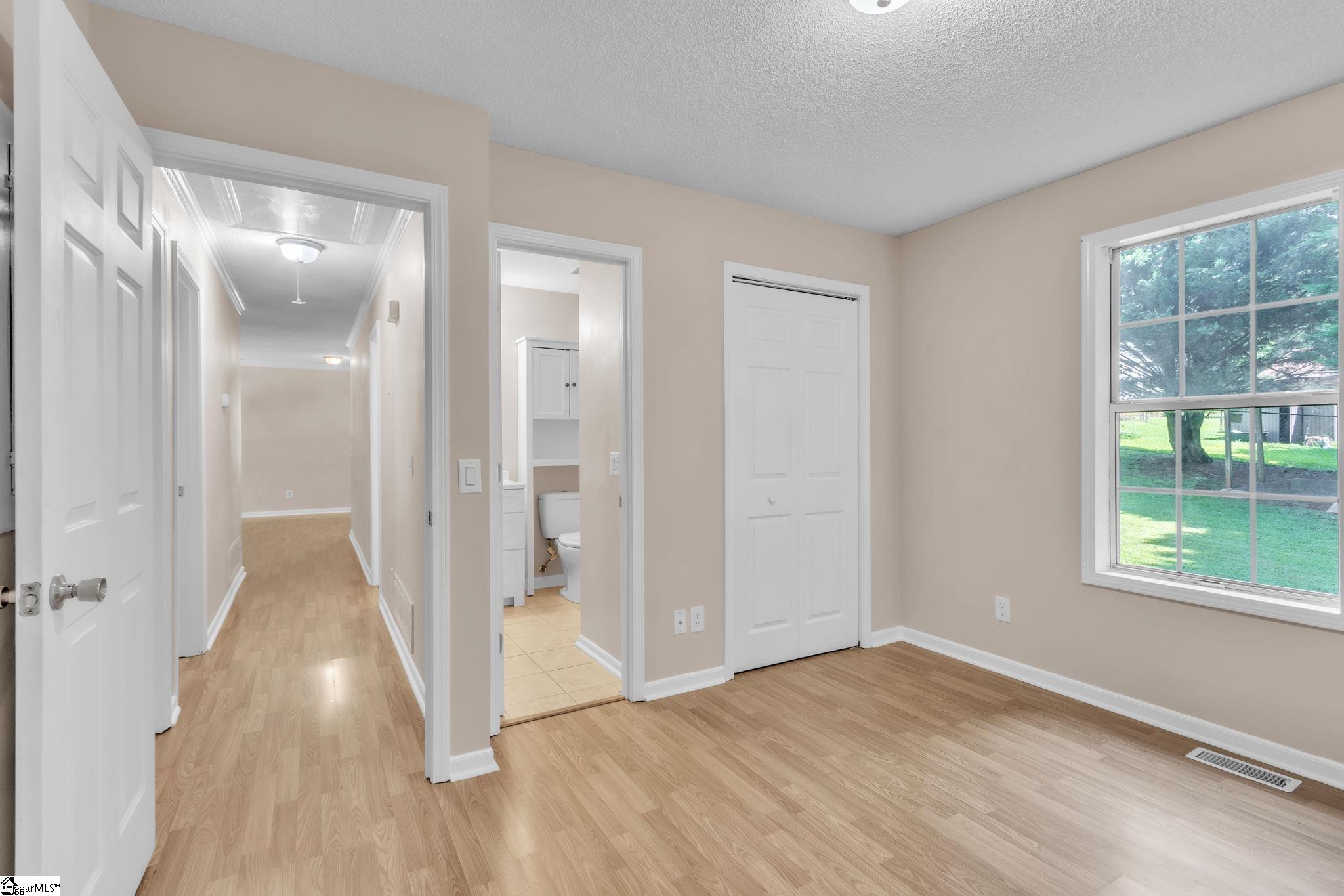 110 Nottingham Lane Easley, SC 29640