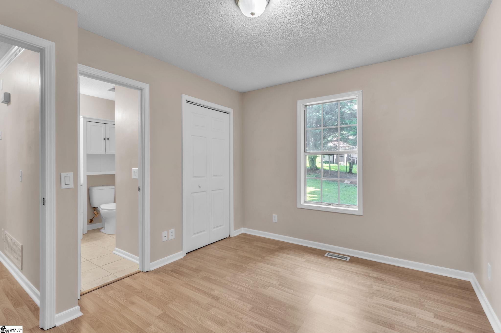 110 Nottingham Lane Easley, SC 29640