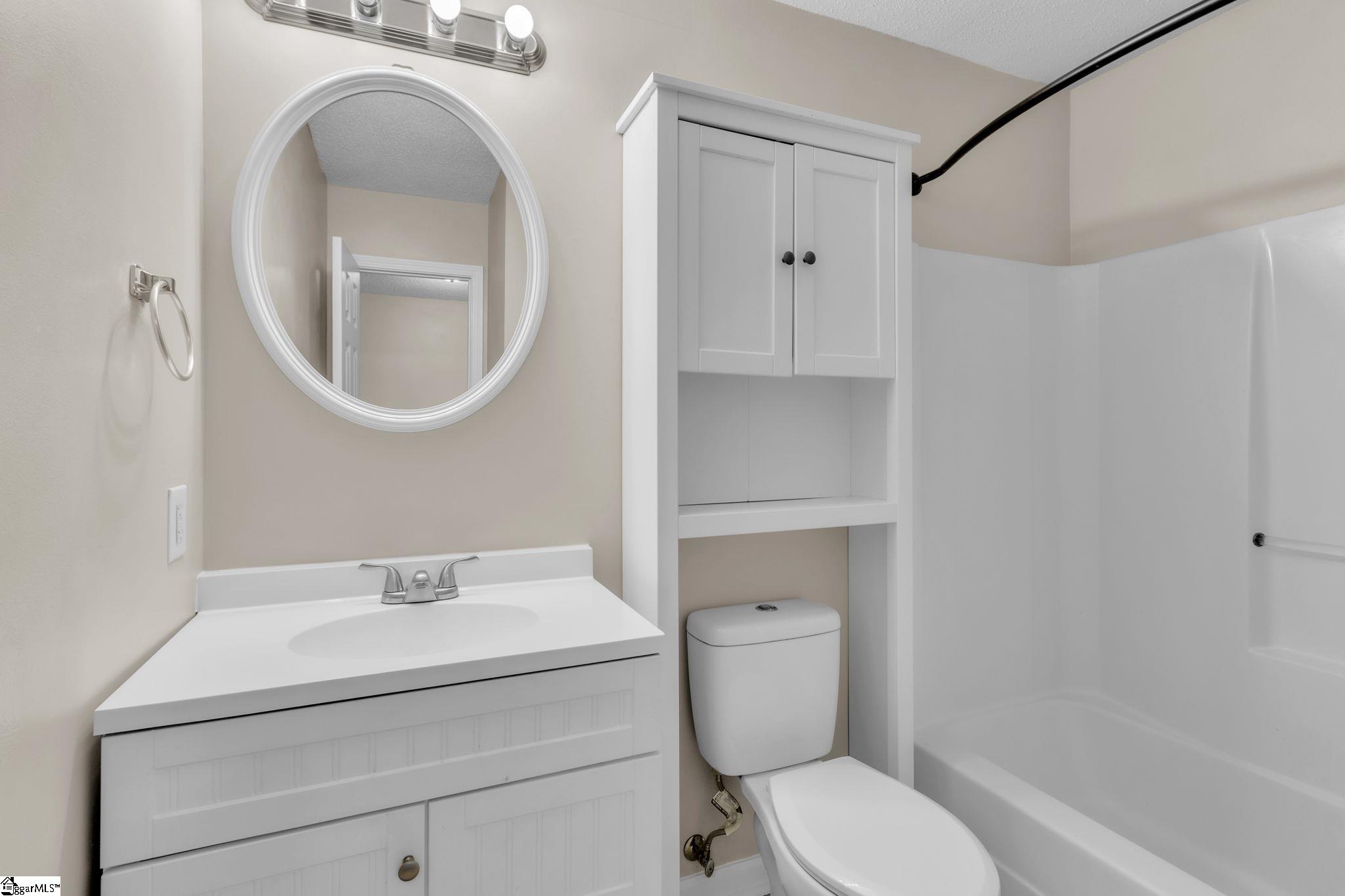 110 Nottingham Lane Easley, SC 29640