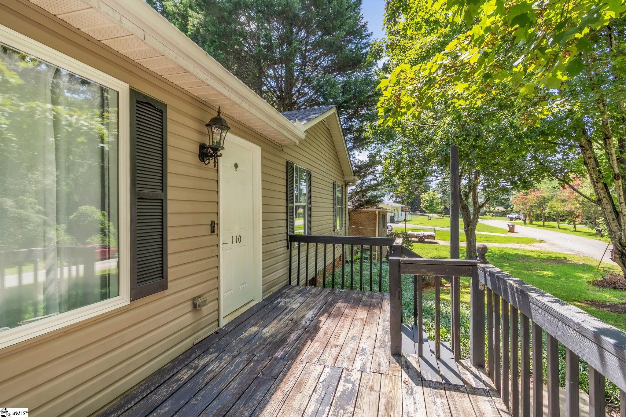 110 Nottingham Lane Easley, SC 29640
