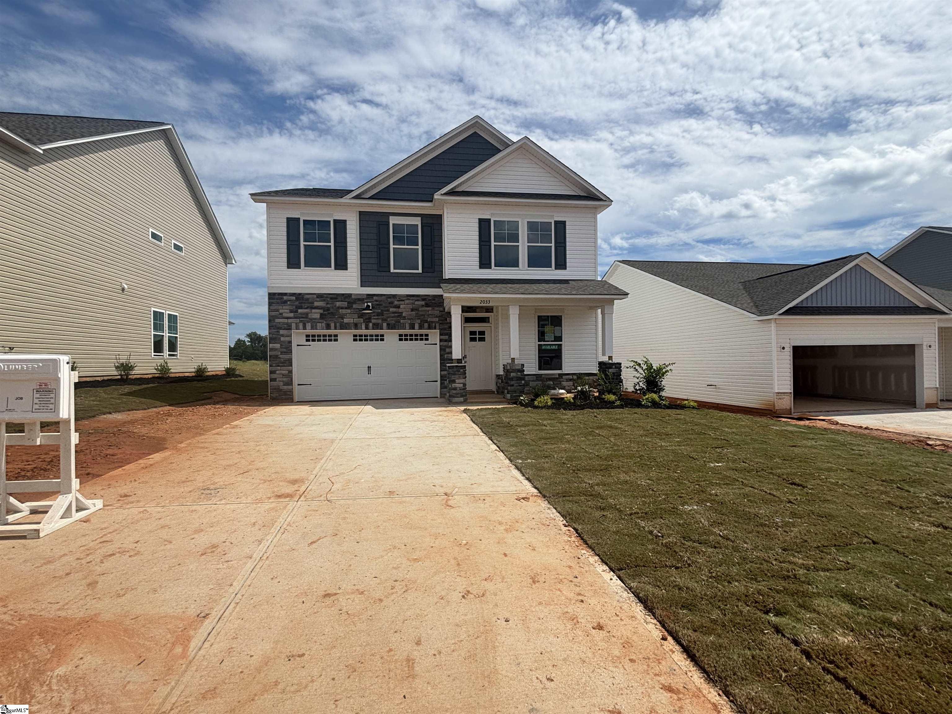 2033 Halton Oaks Drive Spartanburg, SC 29303