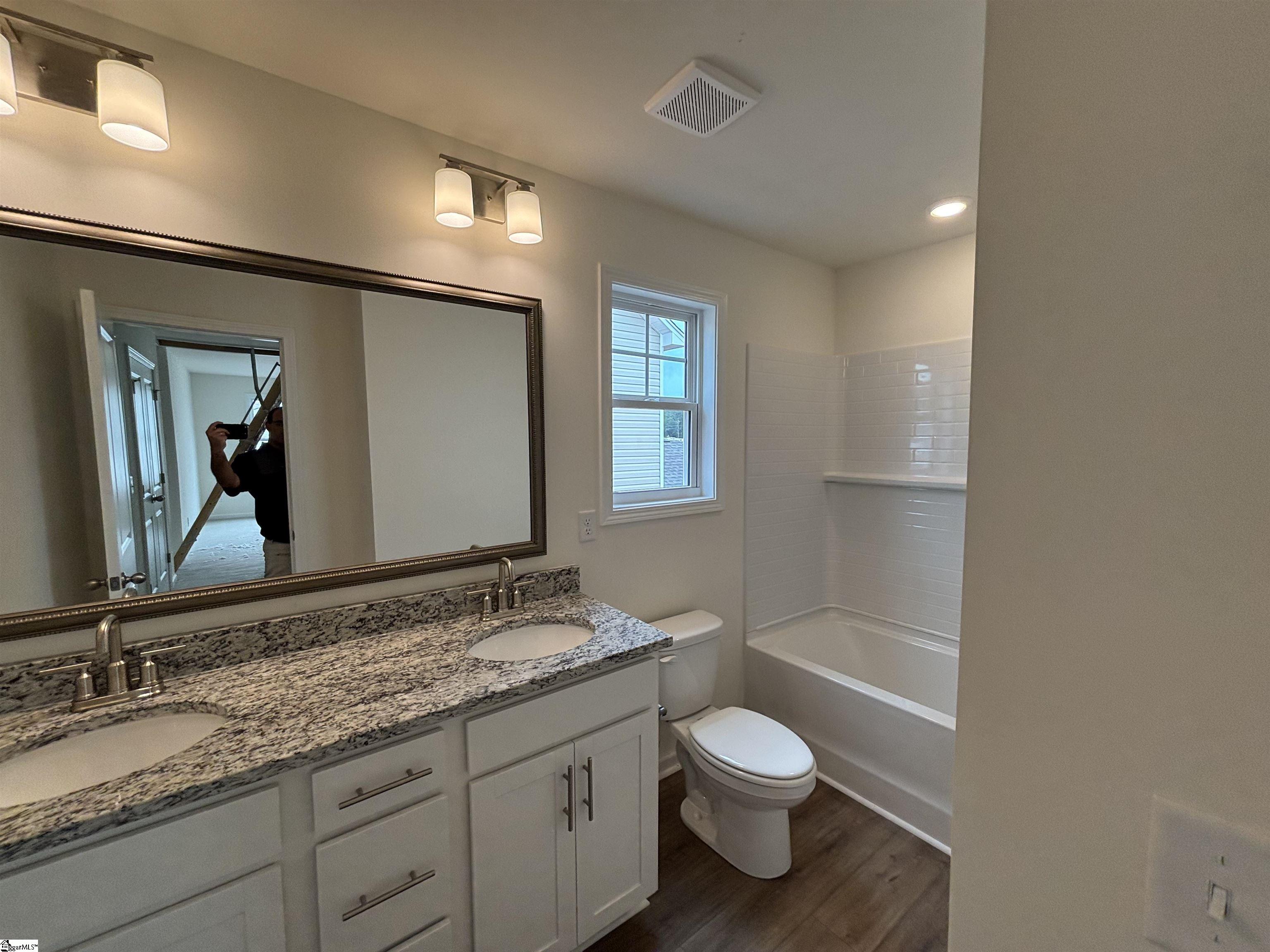 2033 Halton Oaks Drive Spartanburg, SC 29303