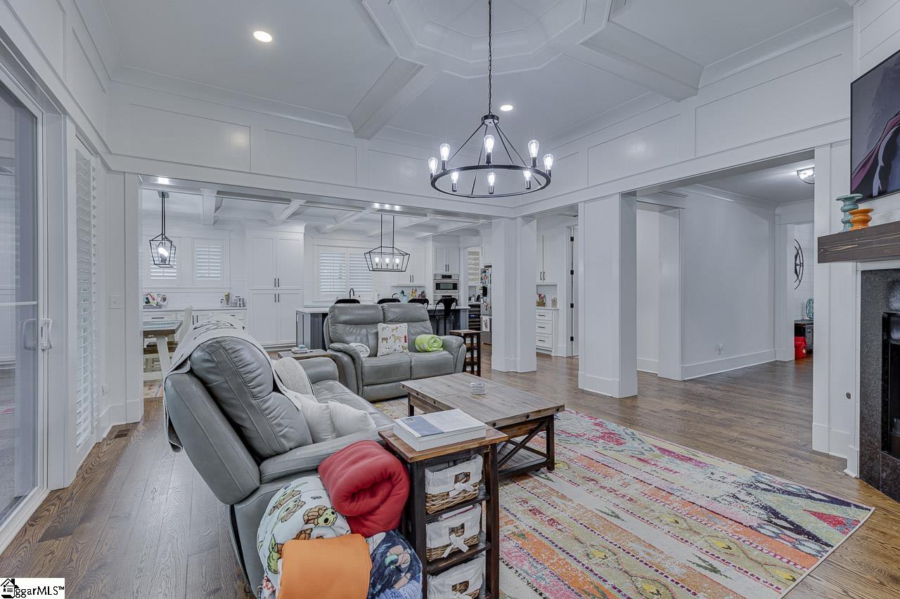 8 Angelo Court Greenville, SC 29607