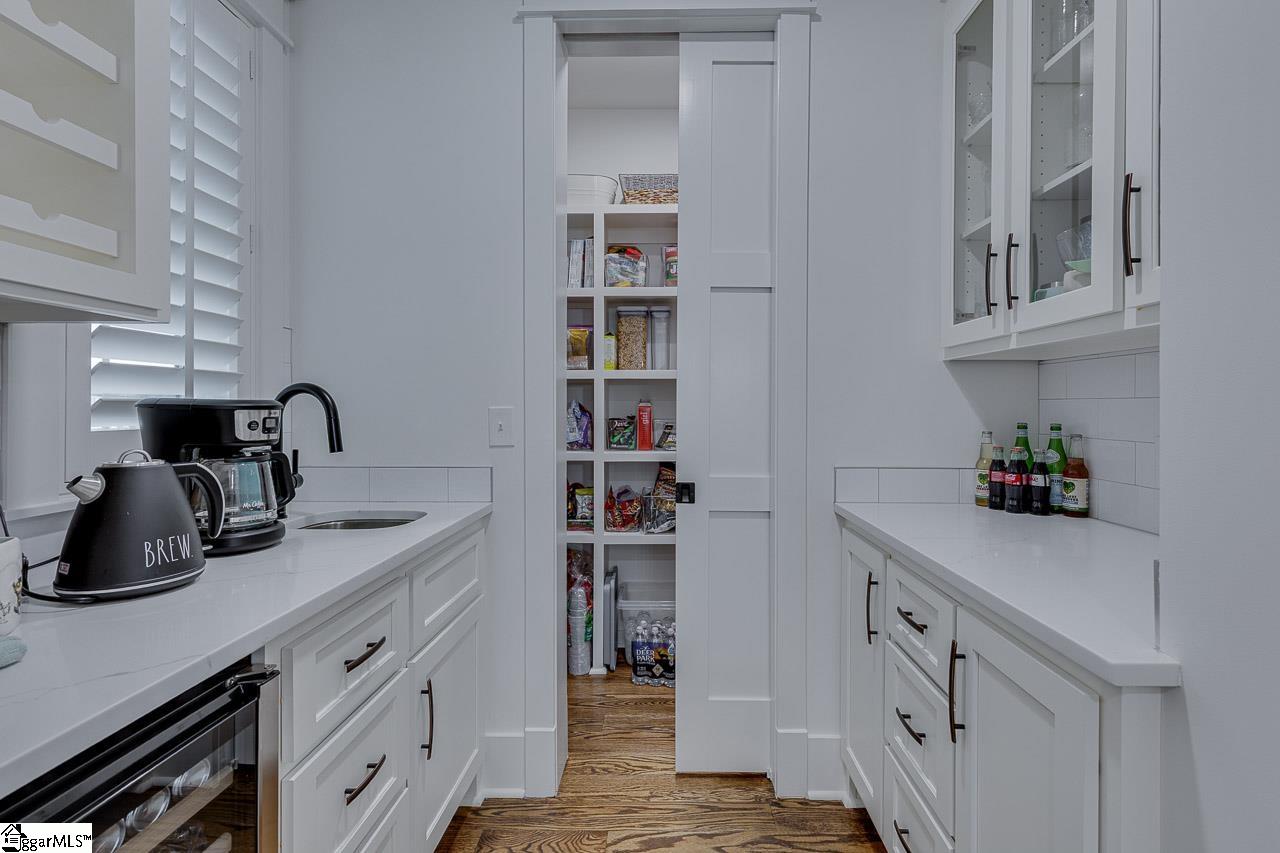 8 Angelo Court Greenville, SC 29607